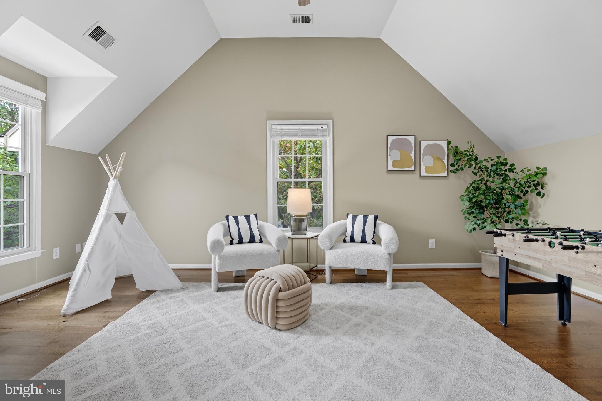 FALLSGROVE - Residential