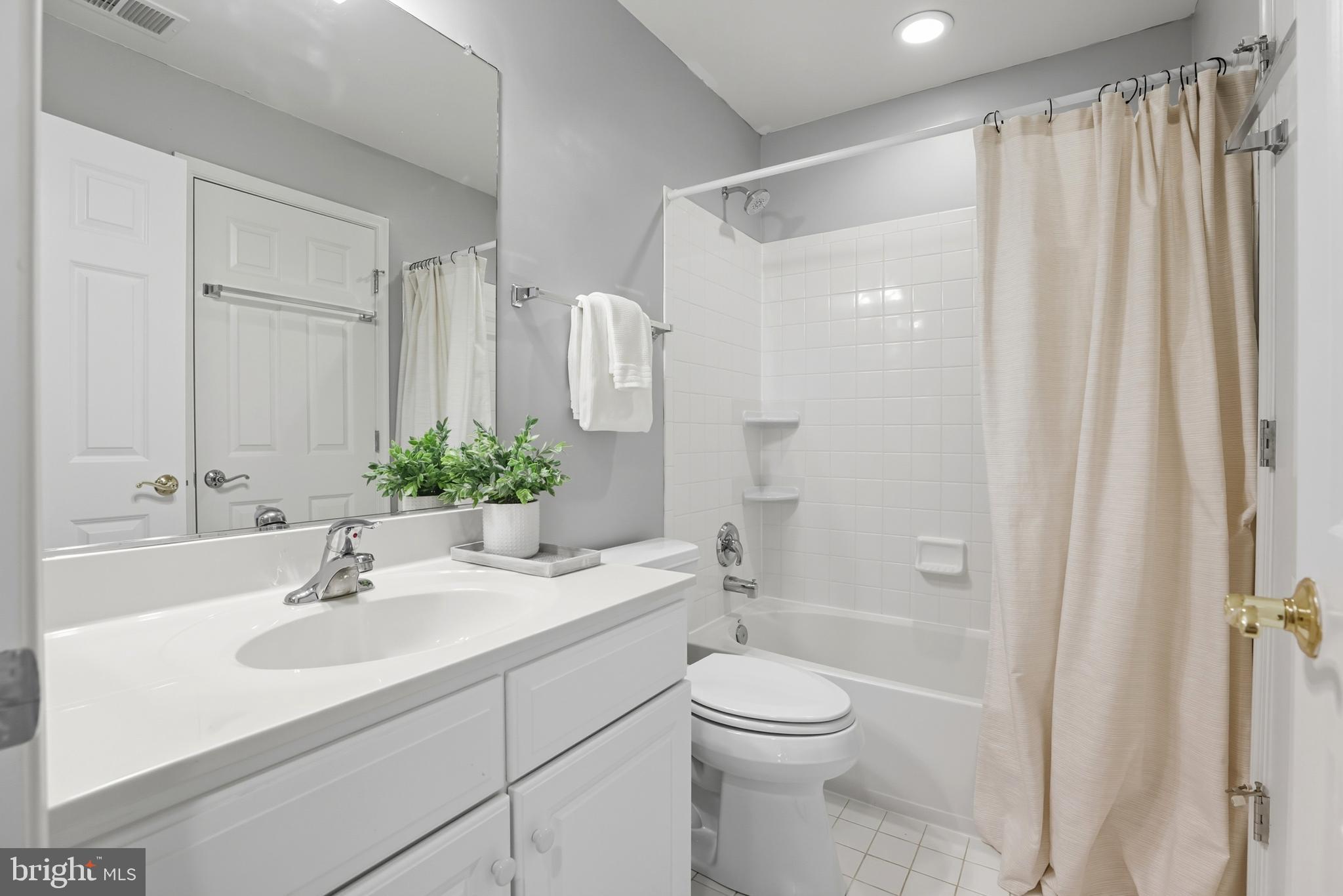 FALLSGROVE - Residential