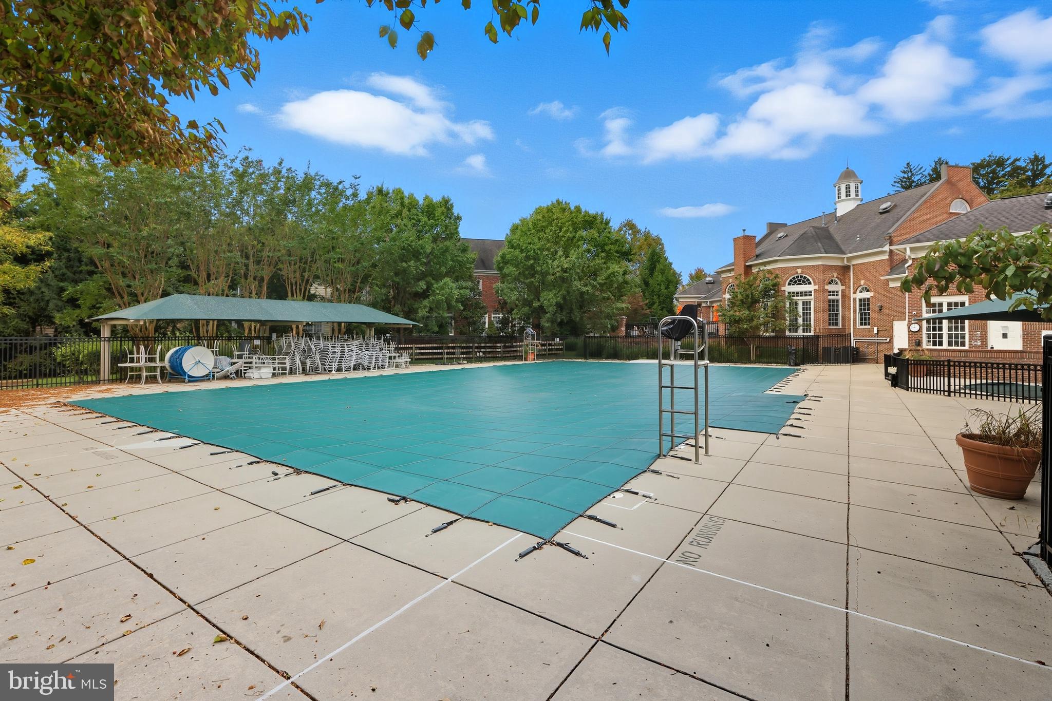 FALLSGROVE - Residential