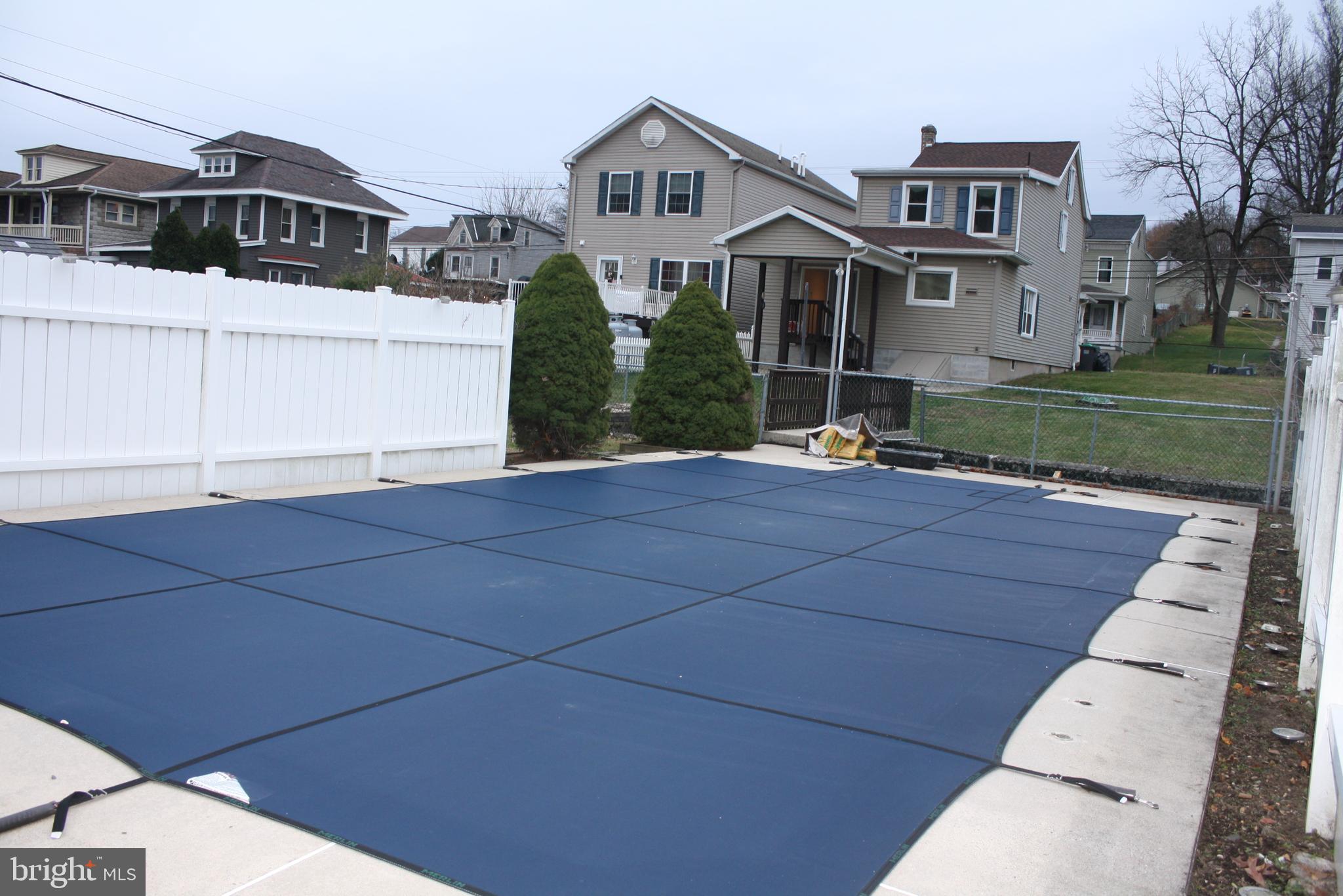 POTTSVILLE - Residential