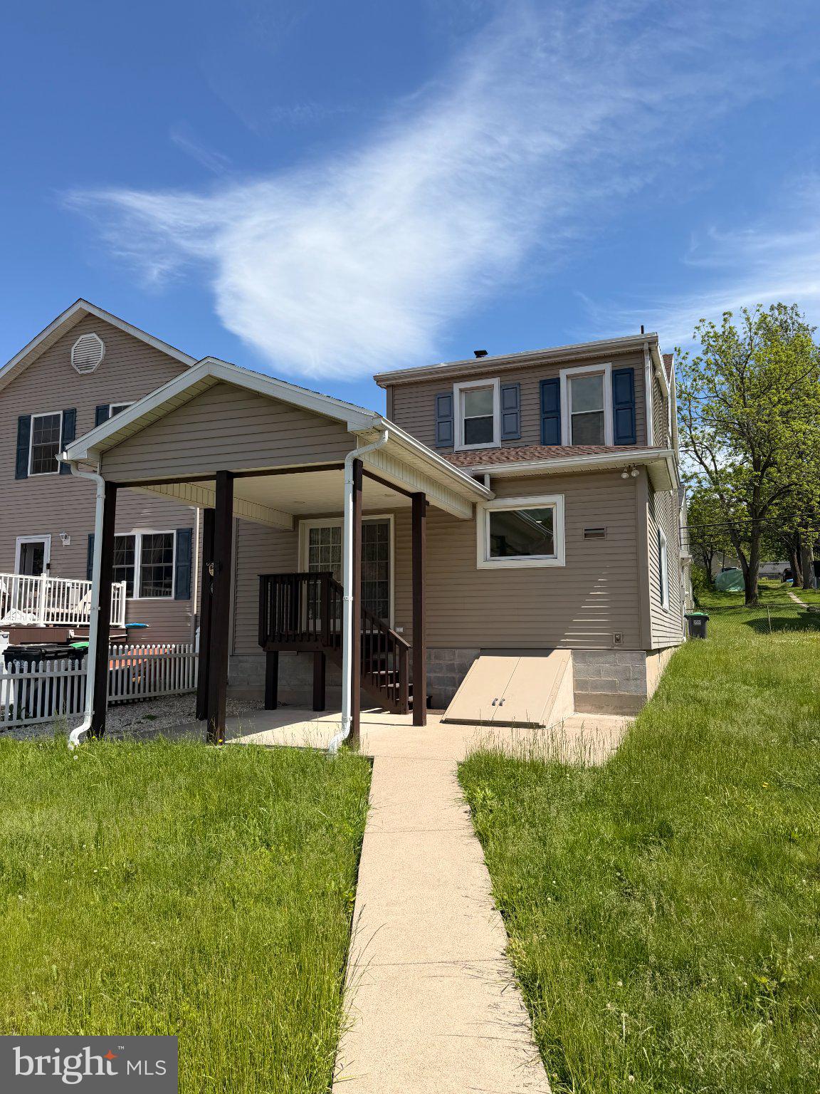 POTTSVILLE - Residential