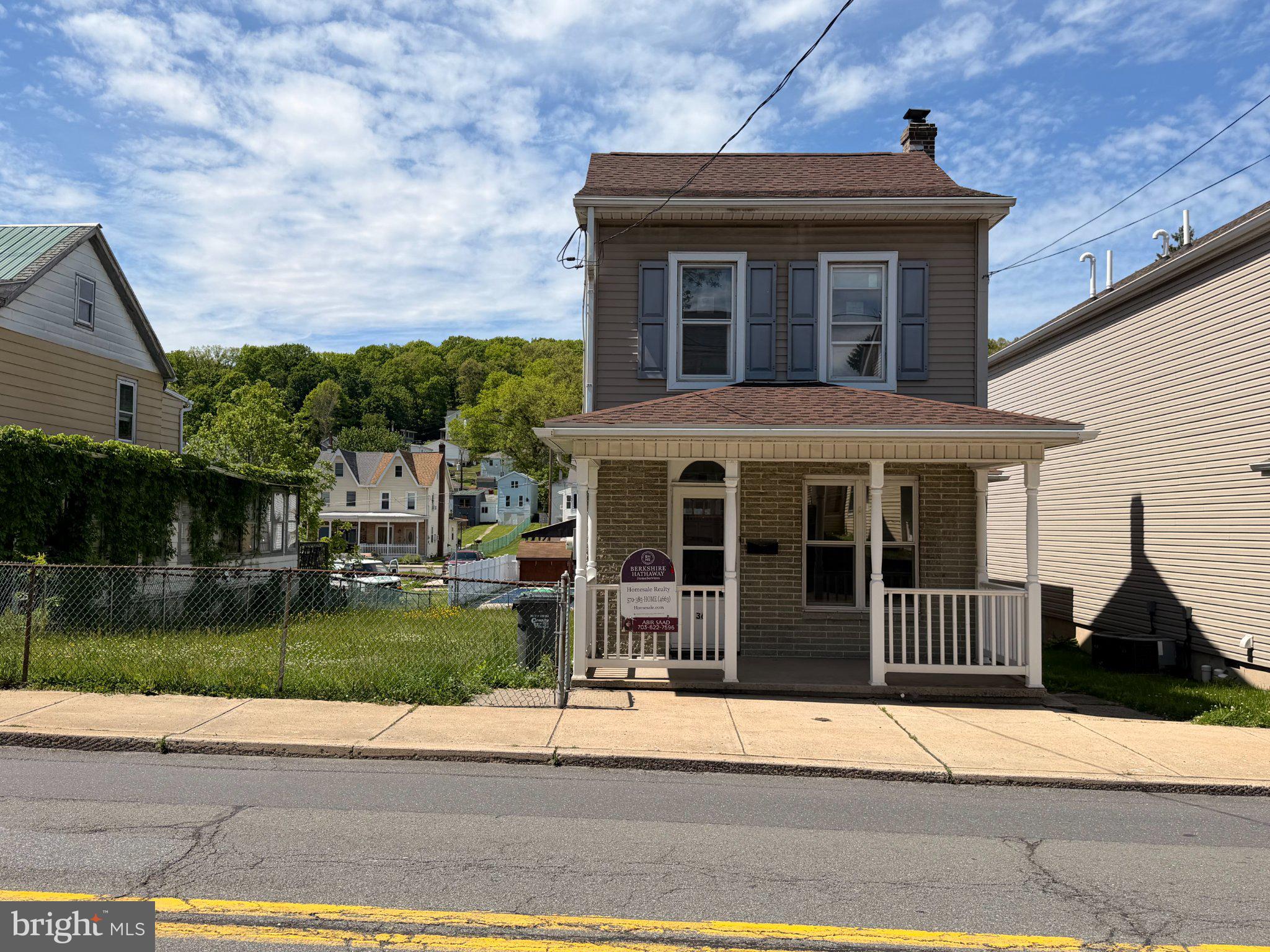 POTTSVILLE - Residential