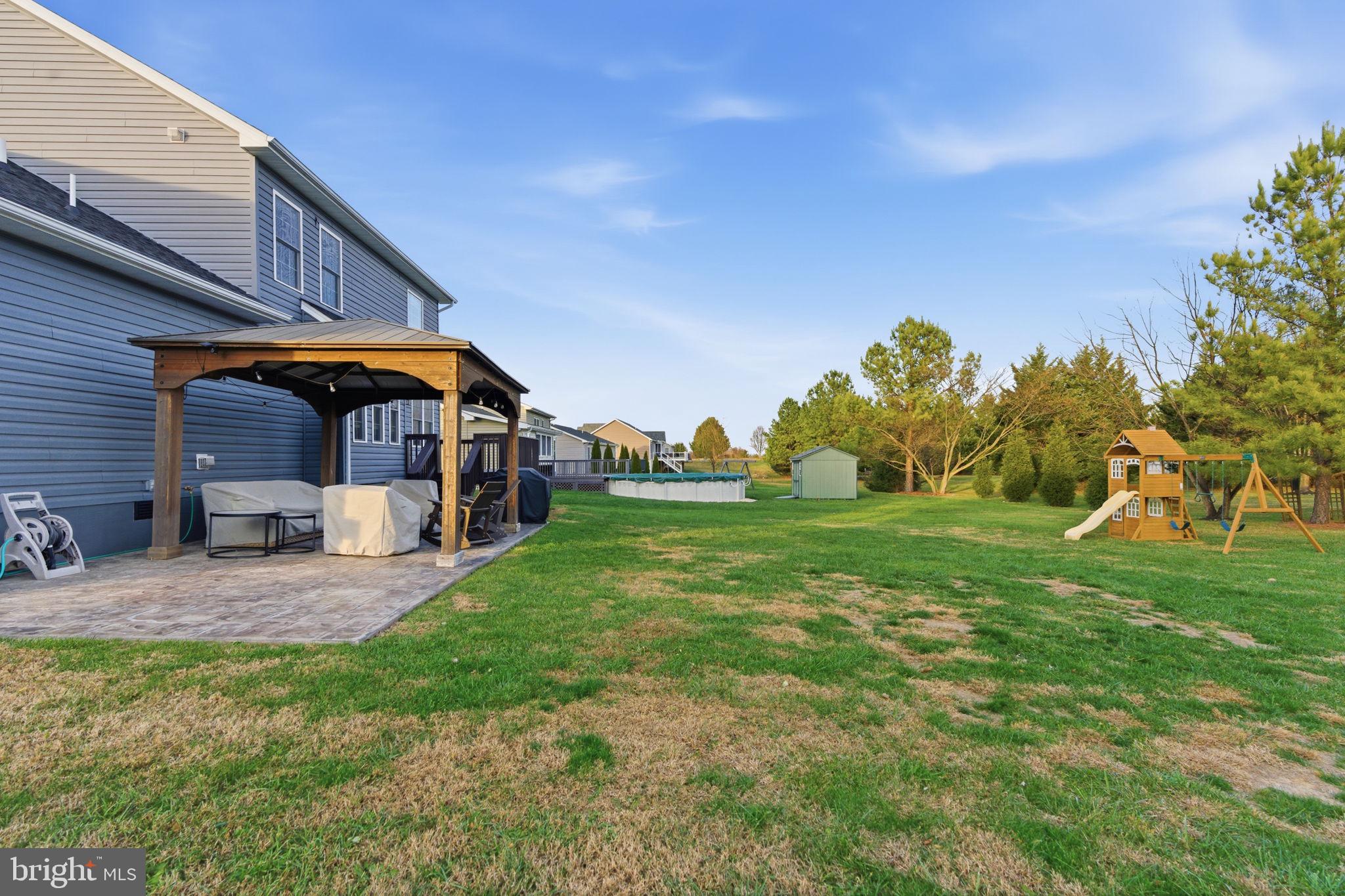 PEBBLE RIDGE - Residential