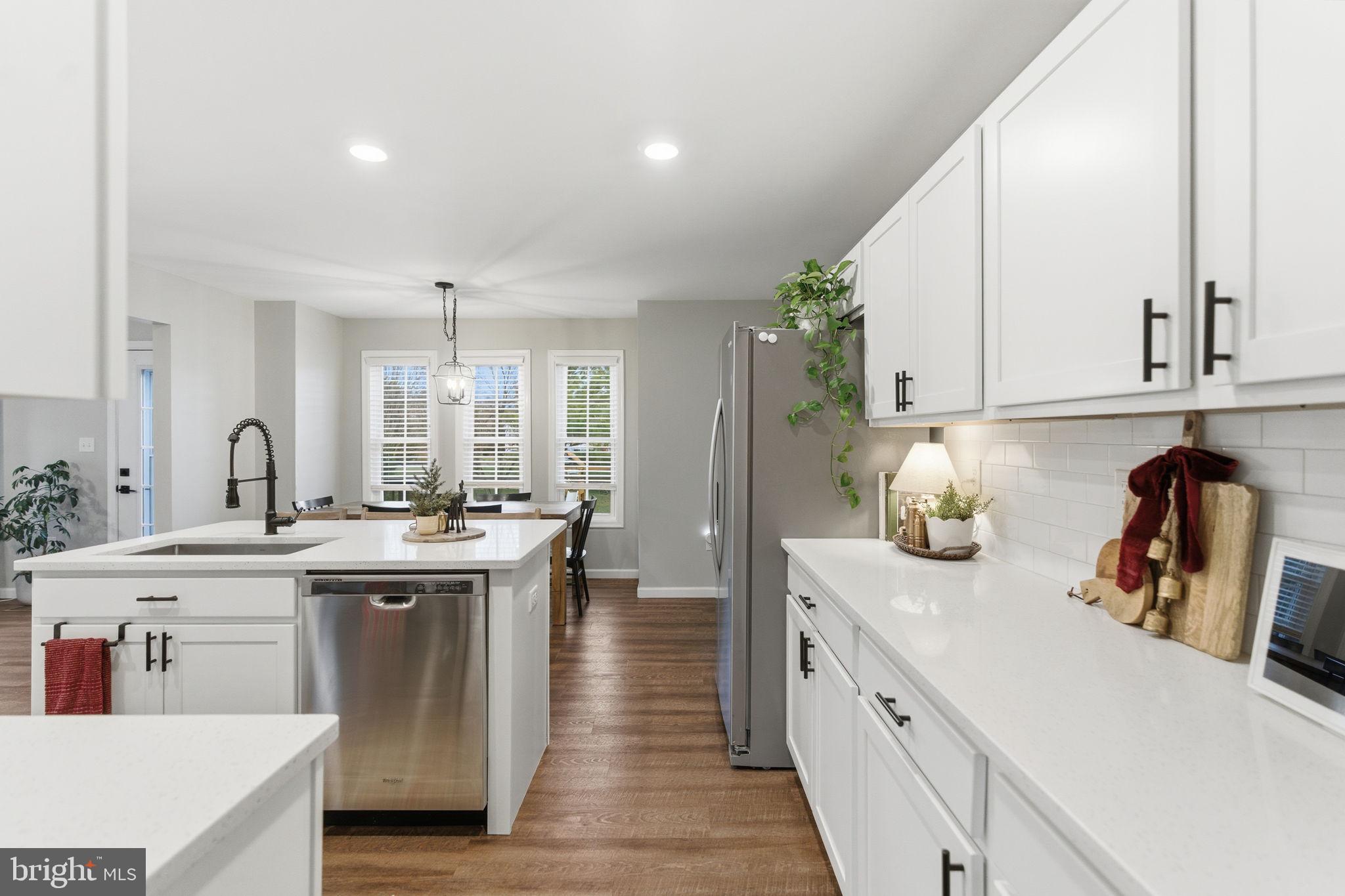 PEBBLE RIDGE - Residential