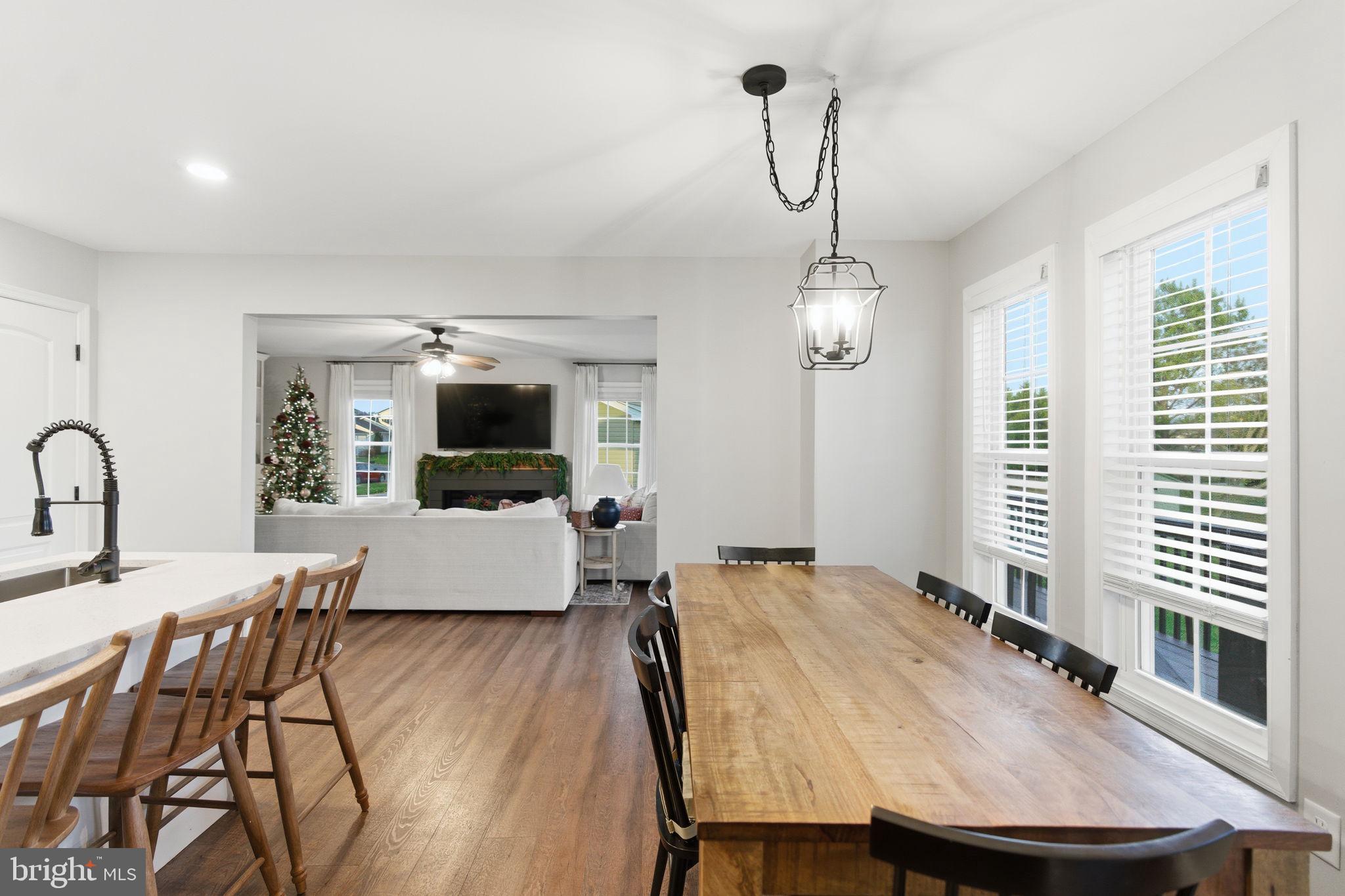 PEBBLE RIDGE - Residential