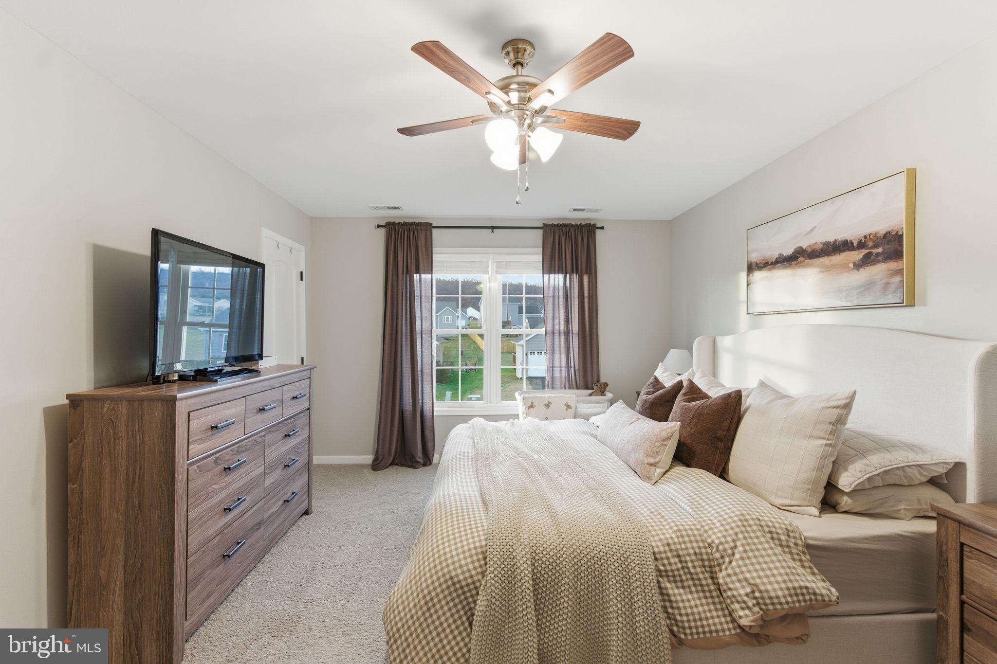 PEBBLE RIDGE - Residential