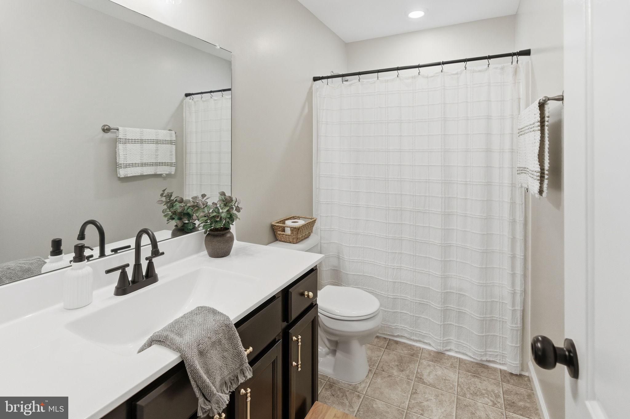 PEBBLE RIDGE - Residential