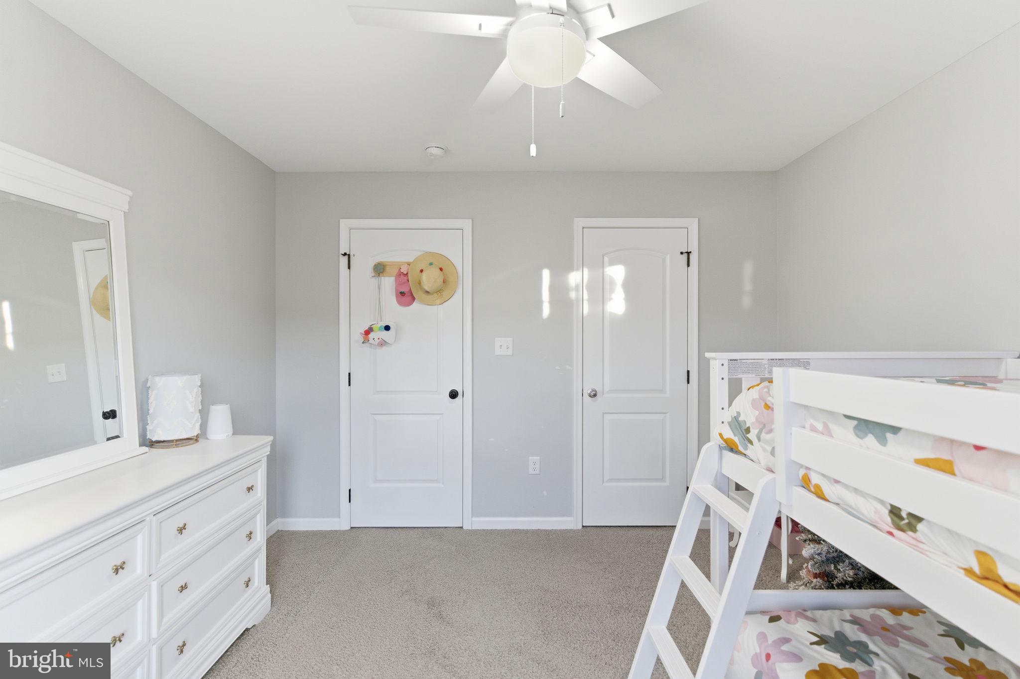 PEBBLE RIDGE - Residential