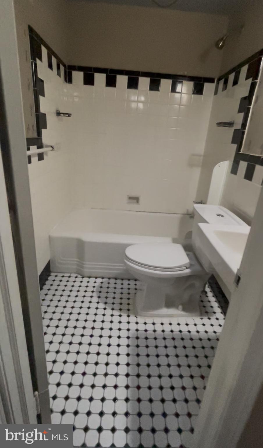 JUNIATA - Residential Lease