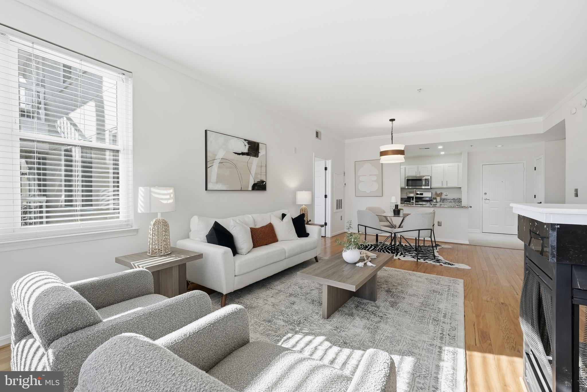 2004 11TH STREET NW 338