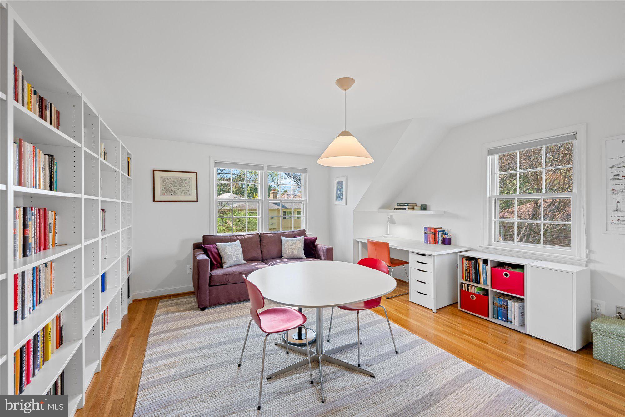 KENWOOD PARK - Residential