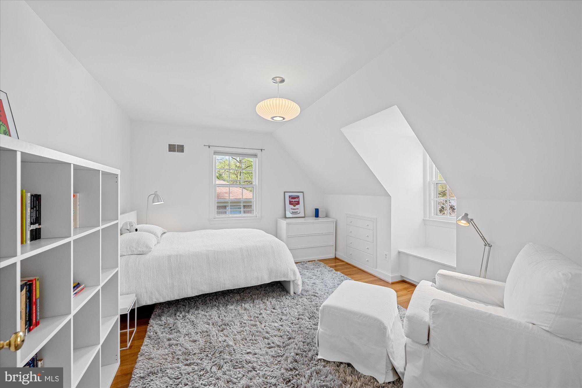 KENWOOD PARK - Residential