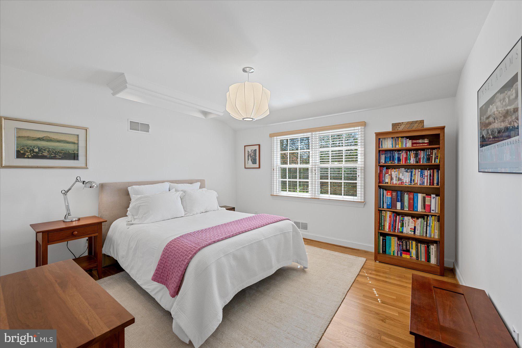 KENWOOD PARK - Residential