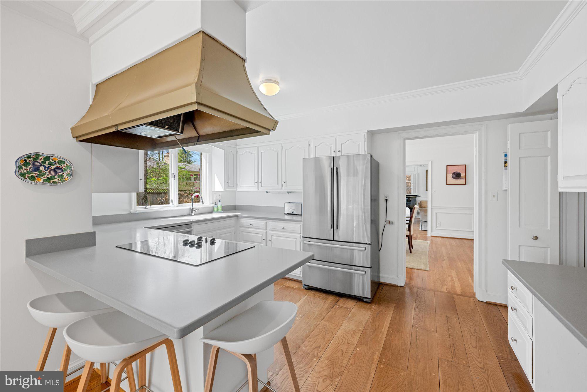 KENWOOD PARK - Residential