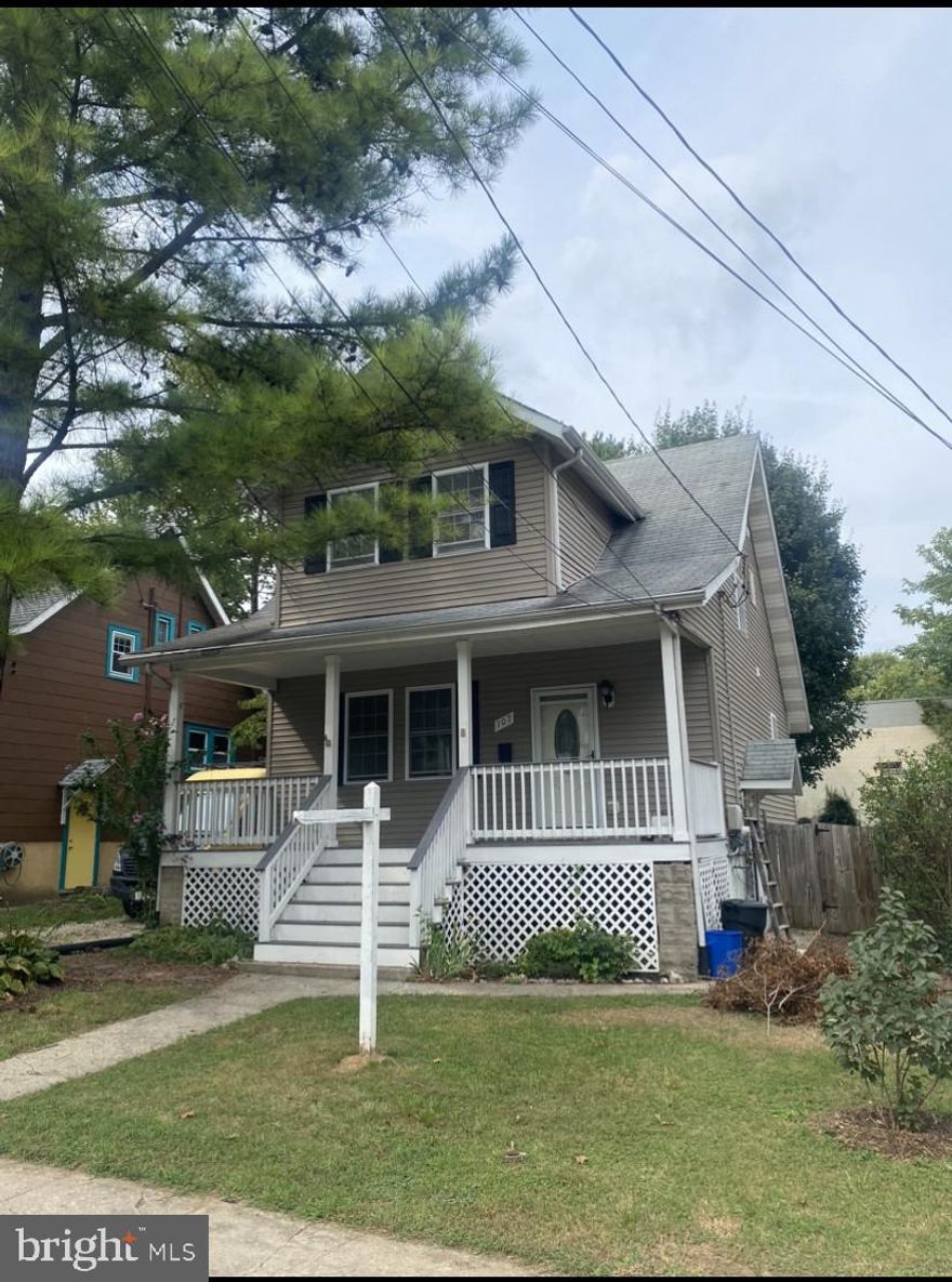 Beautiful renovated single family home in heart of Towson. 3 bedrms, 2.5 baths, private driveway, Large fenced rear yard for any entertaining. Trex decking on covered front porch & rear deck. You'll be near all the entertainment....restaurants, movies theatre, shopping, gyms, library etc. (The garage/shed in the back yard is not included in the monthly rent it is available for an additional monthly fee)