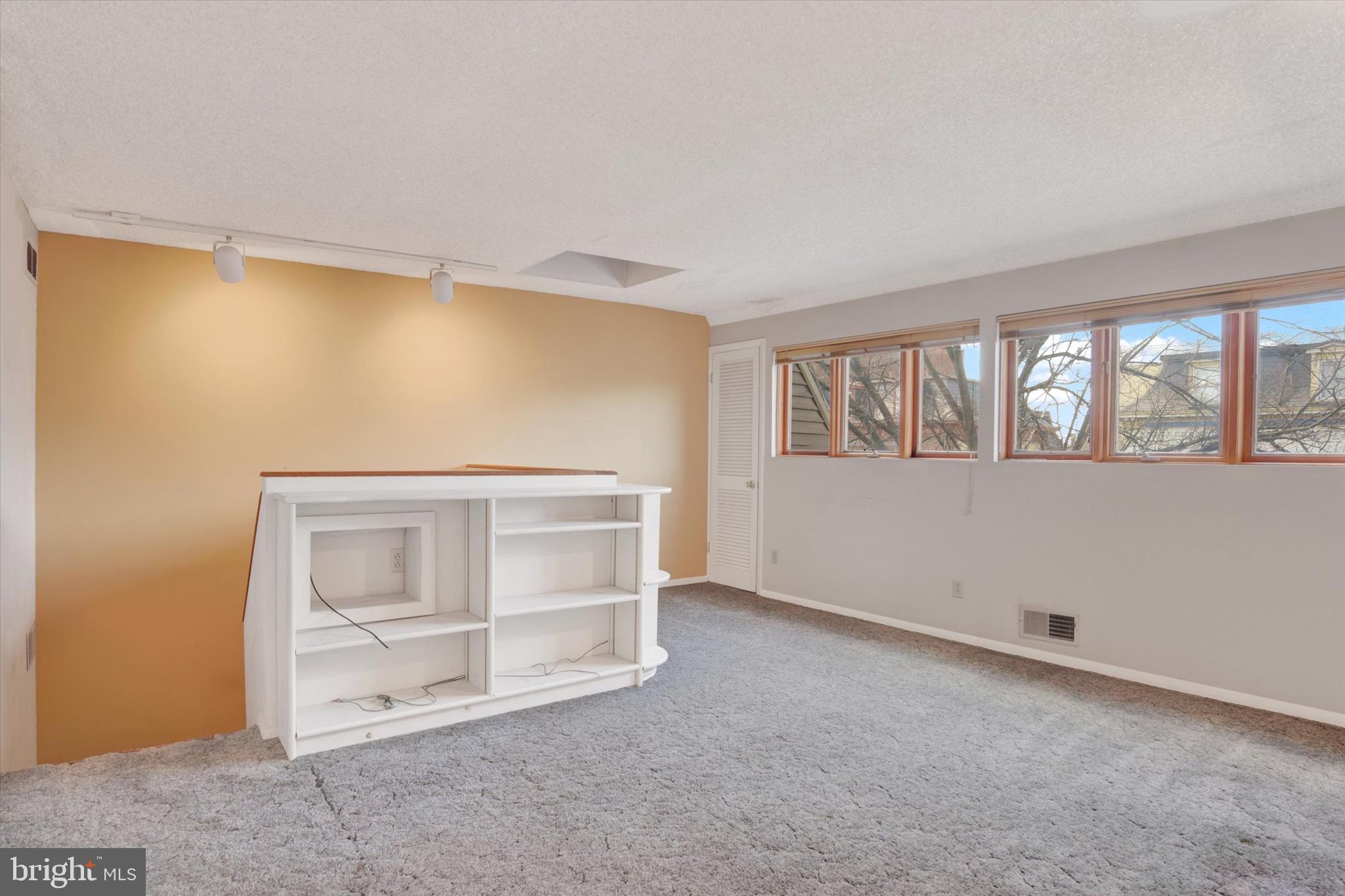 HARRISBURG CITY - Residential