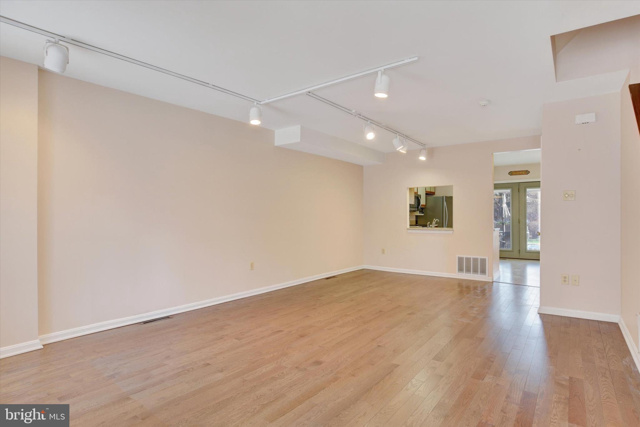 HARRISBURG CITY - Residential