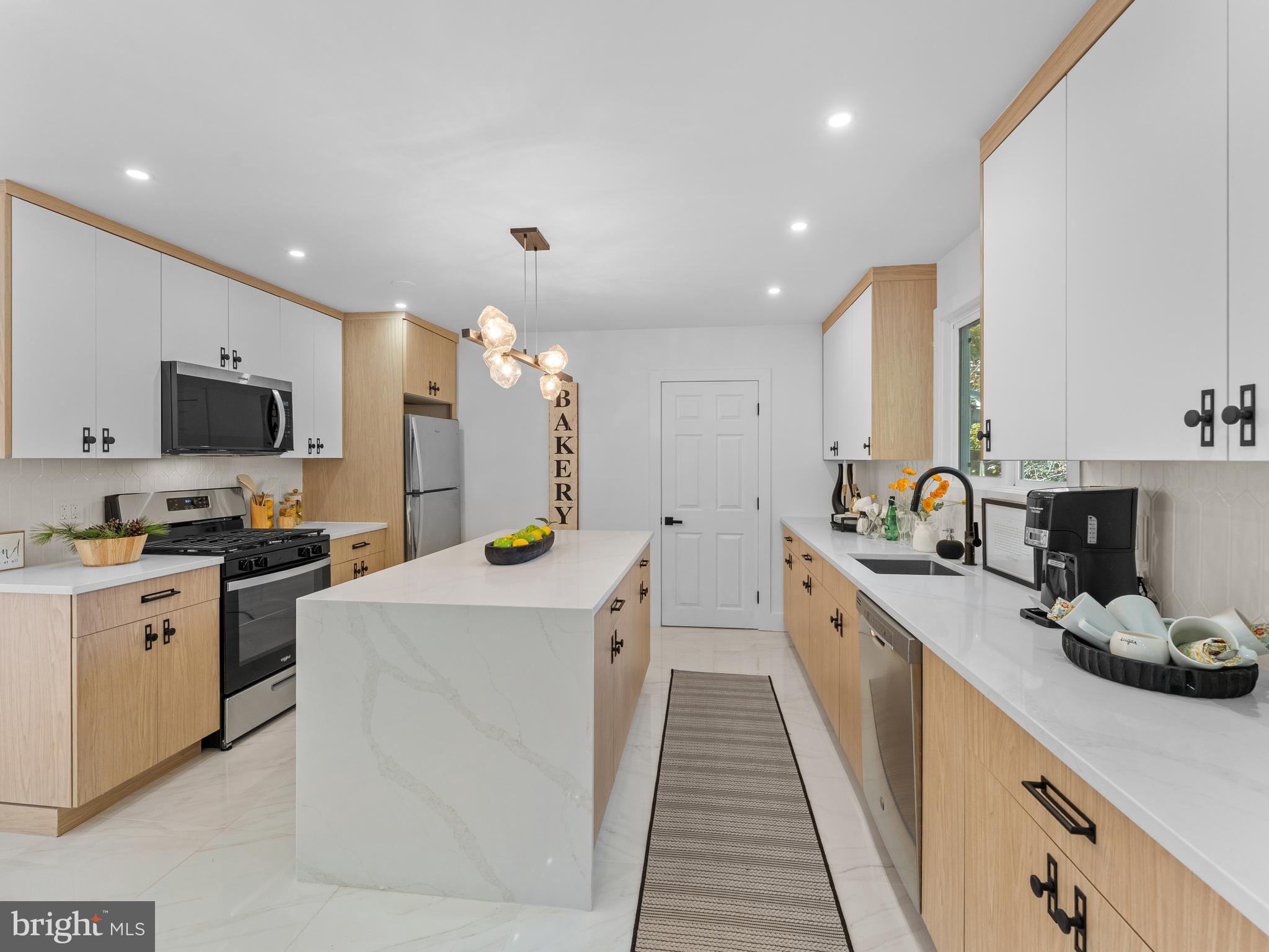 25 N EVERGREEN AVENUE