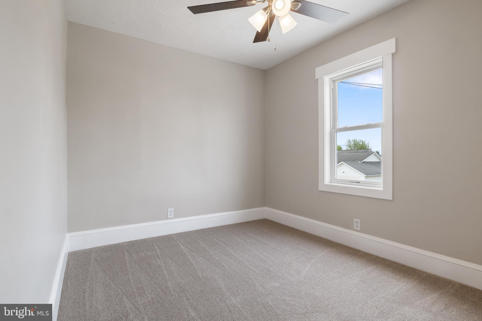 NEW OXFORD - Residential