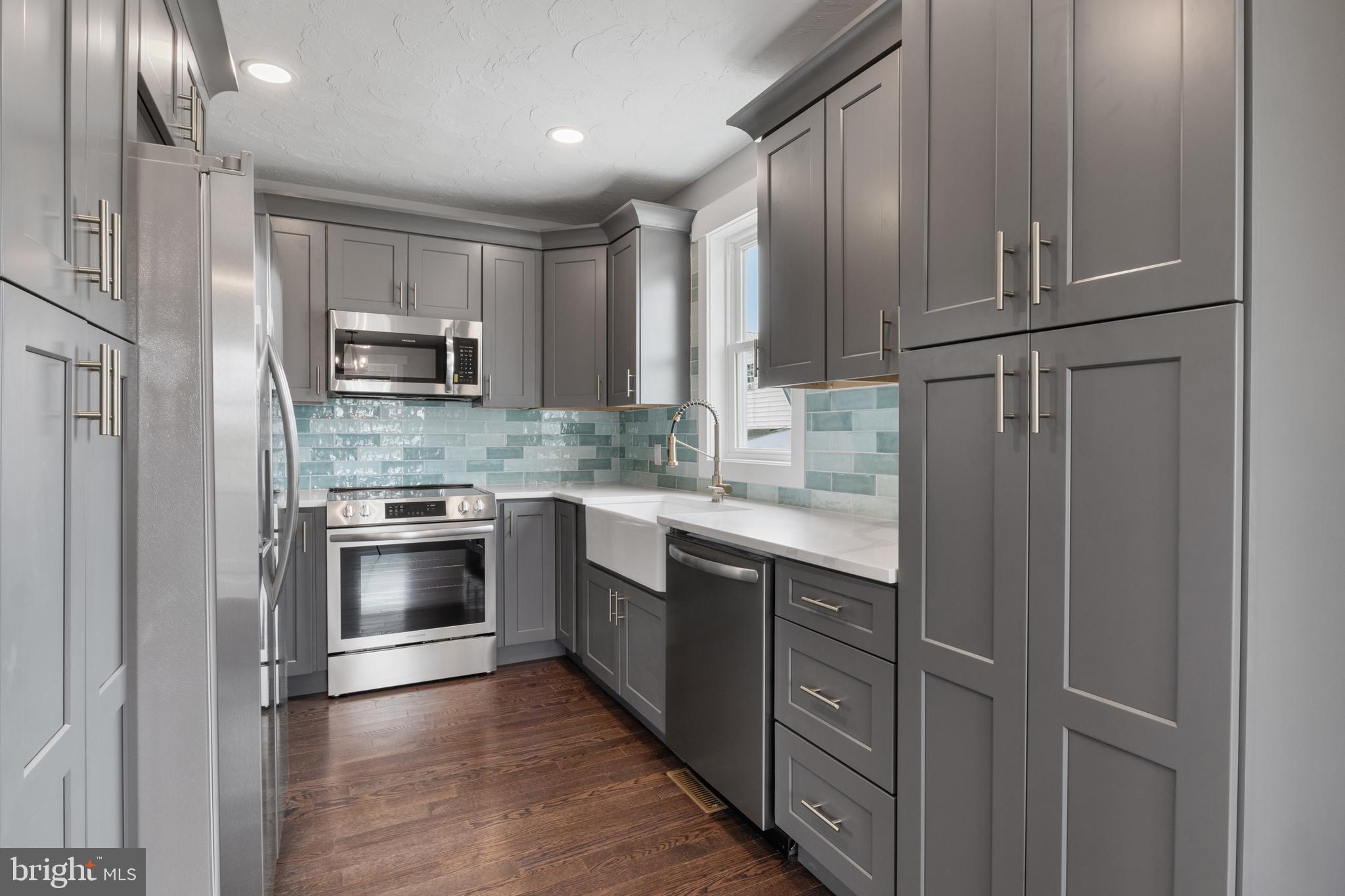 NEW OXFORD - Residential