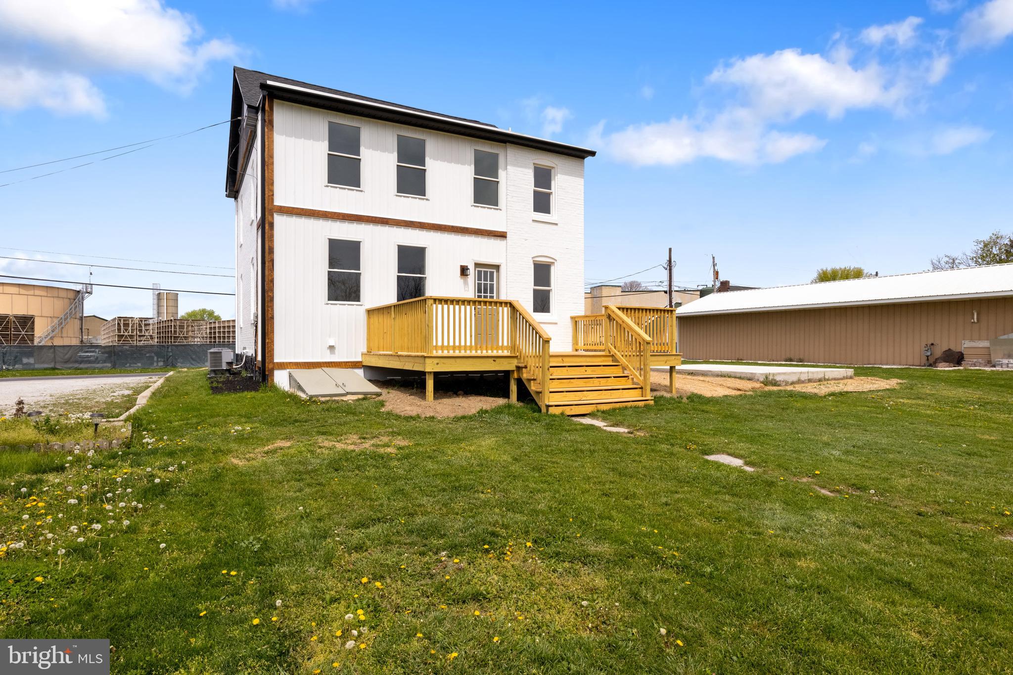 NEW OXFORD - Residential