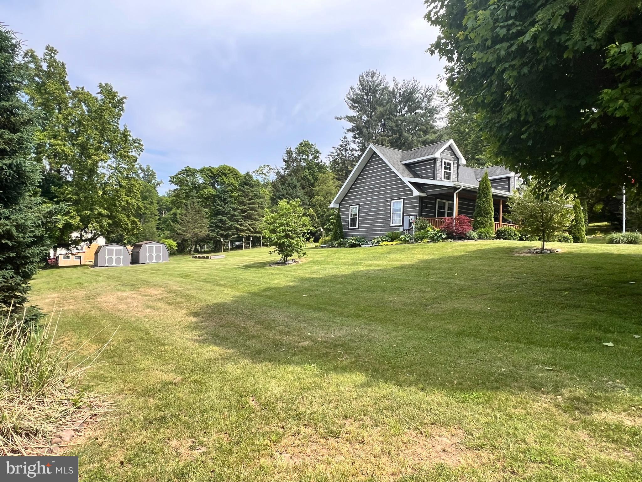 ELIZABETHVILLE BOROUGH - Residential