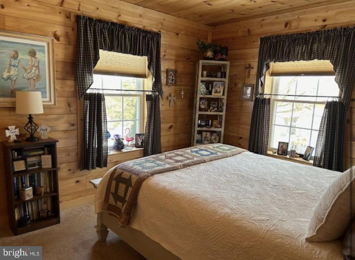 ELIZABETHVILLE BOROUGH - Residential