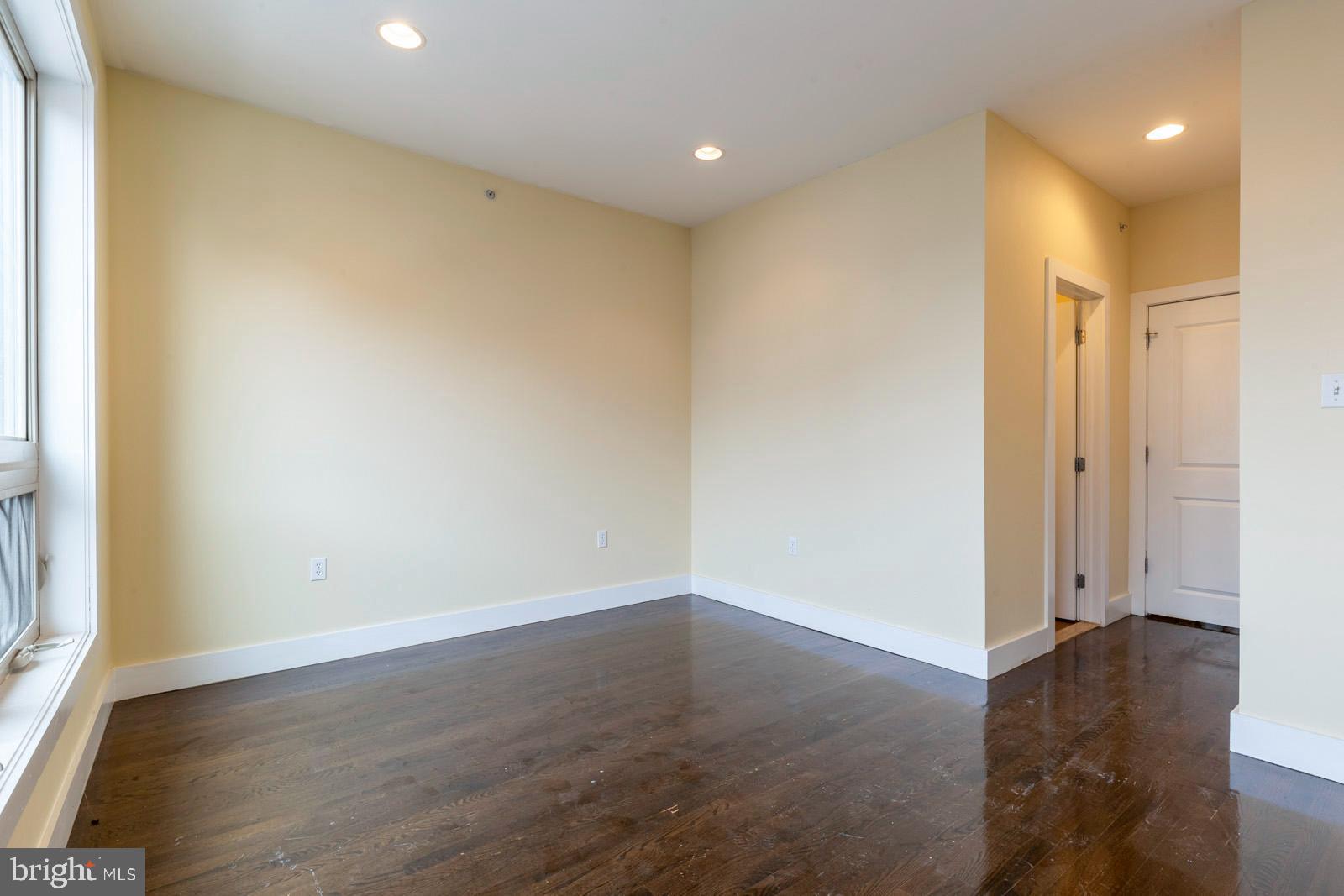 FRANCISVILLE - Residential Lease