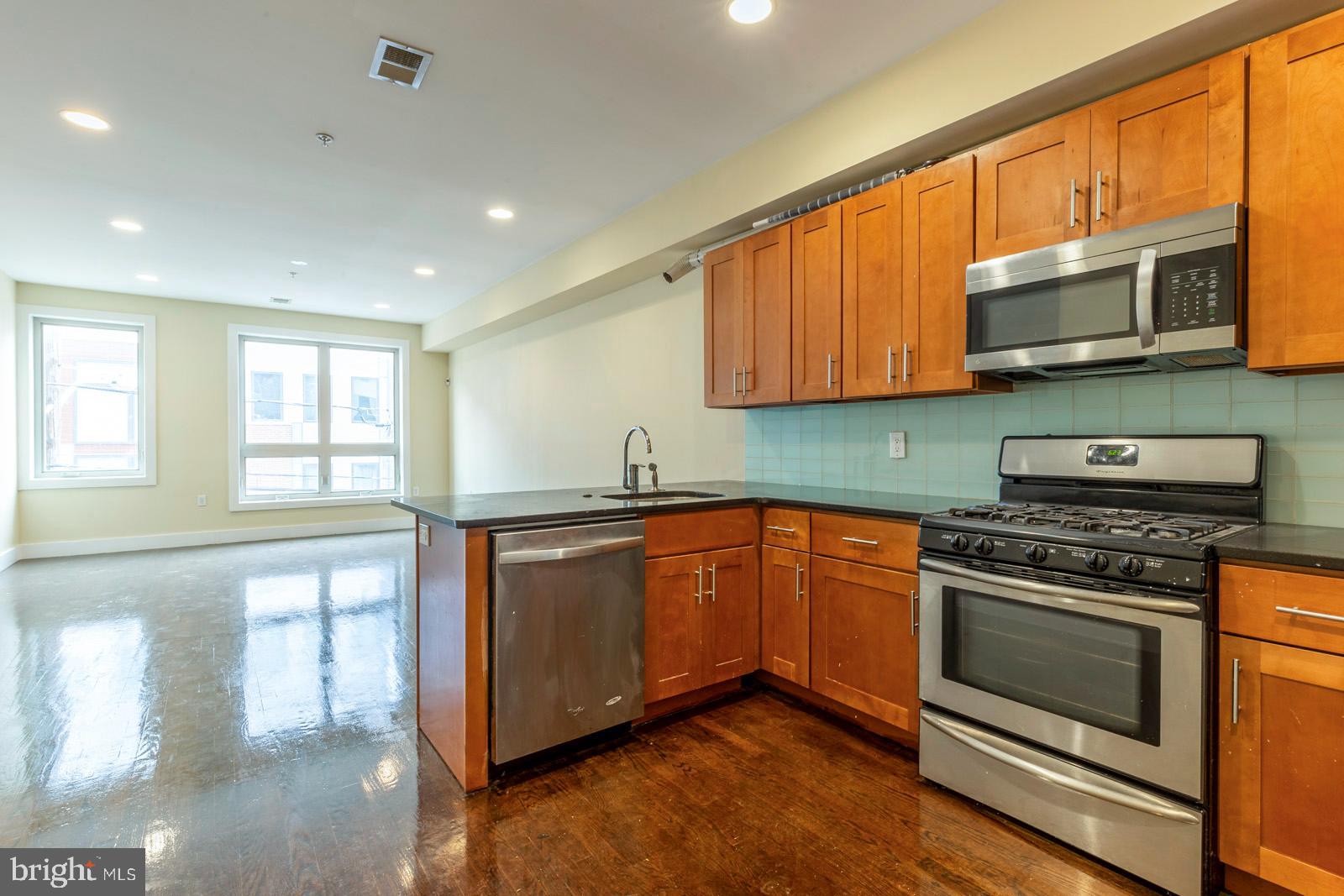 FRANCISVILLE - Residential Lease