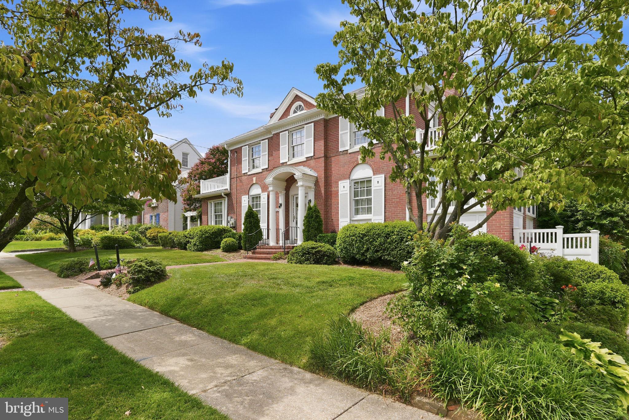 1907 ROOKWOOD ROAD