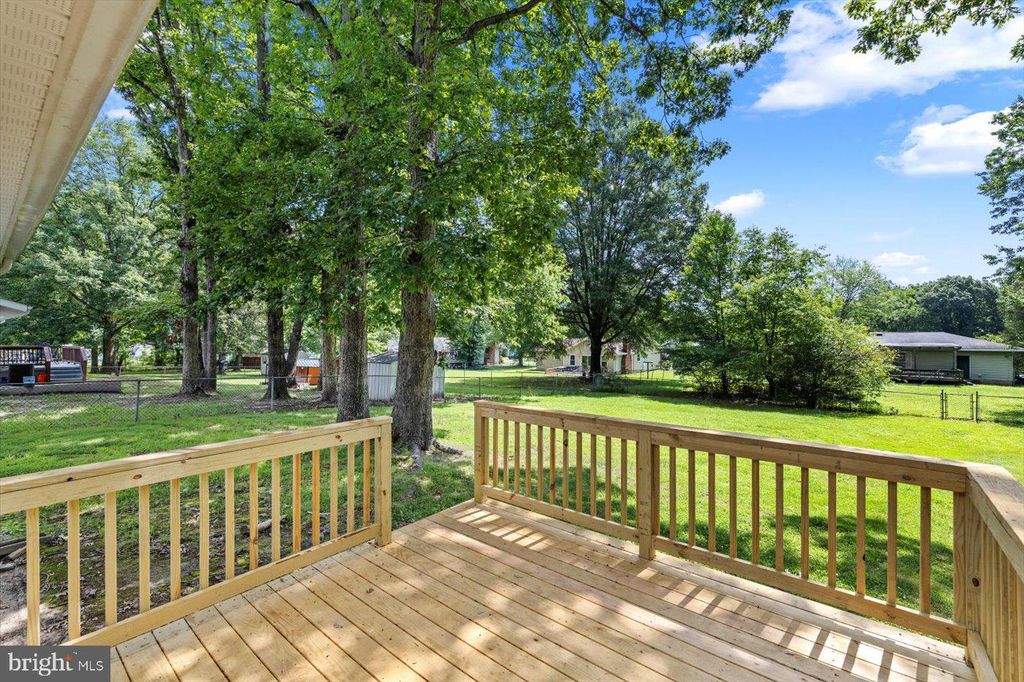 Photo of 809 Sherwood Lane, FREDERICKSBURG, VA 22407 (MLS # VASP2037476)
