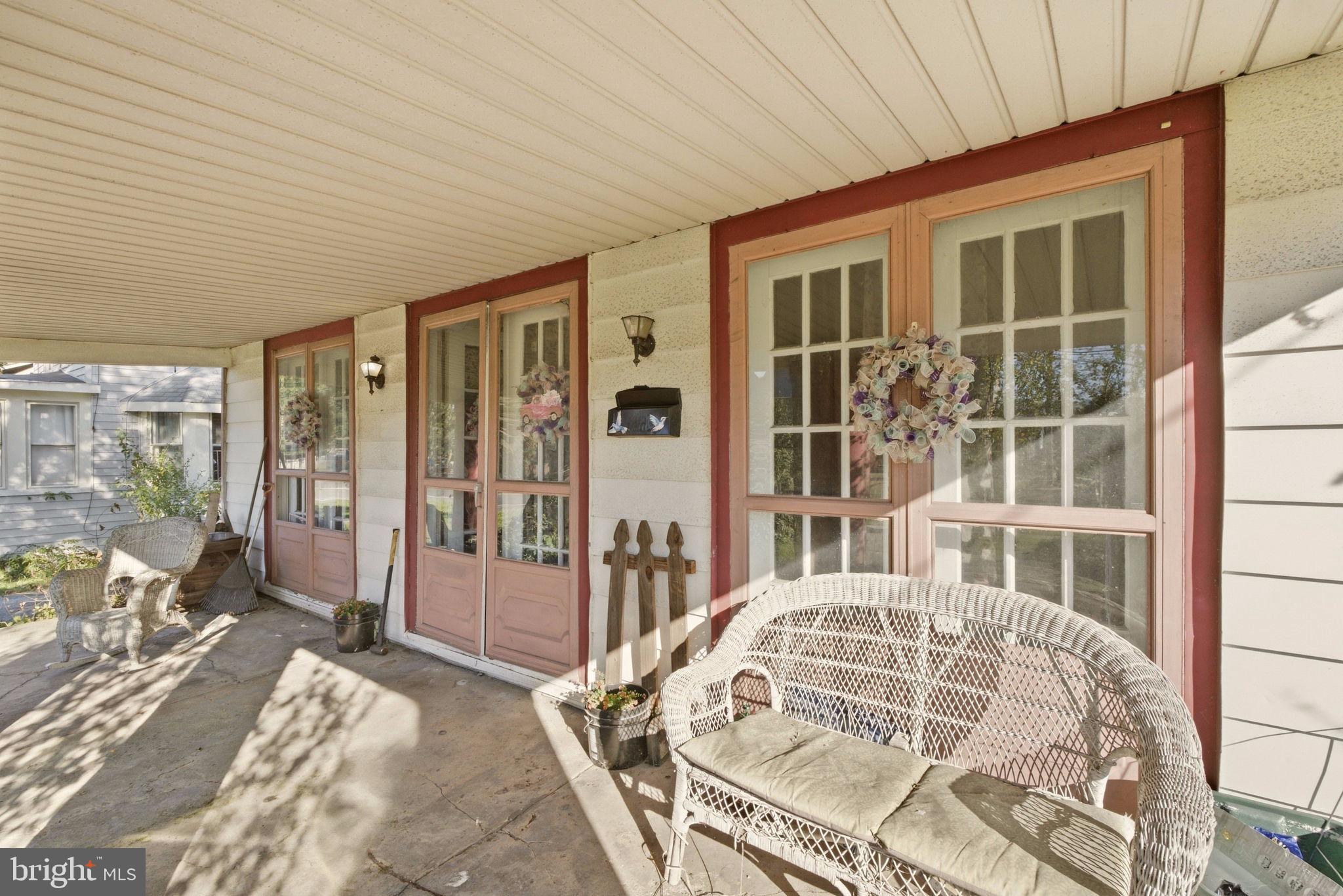 308 N BROADWAY