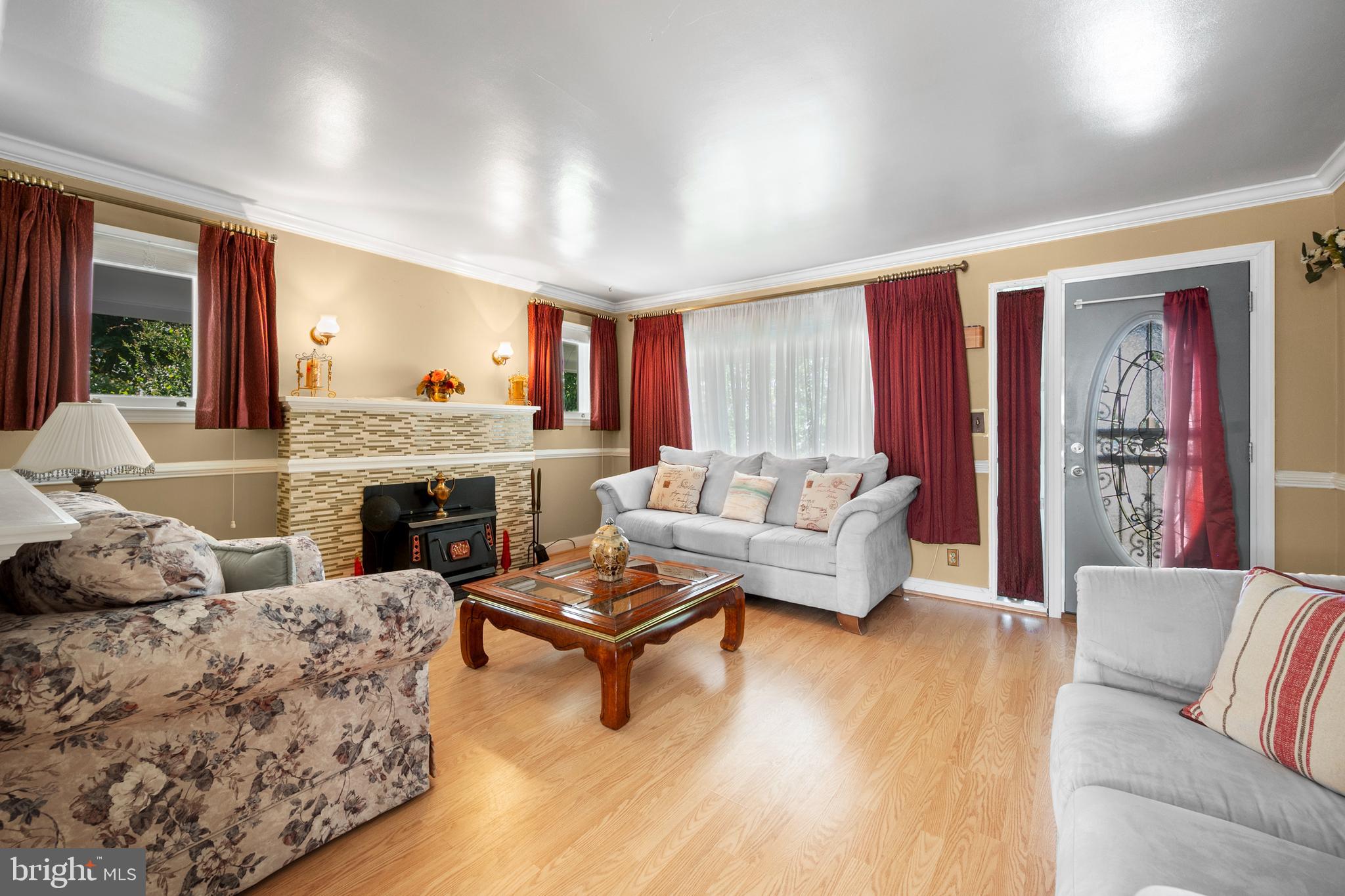 WINDSOR MILL - Residential