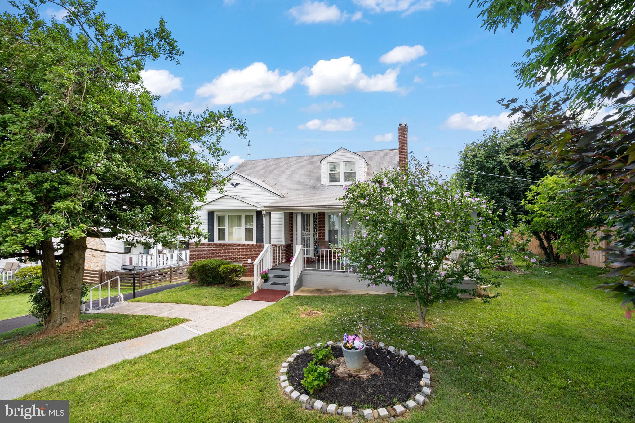 WINDSOR MILL - Residential