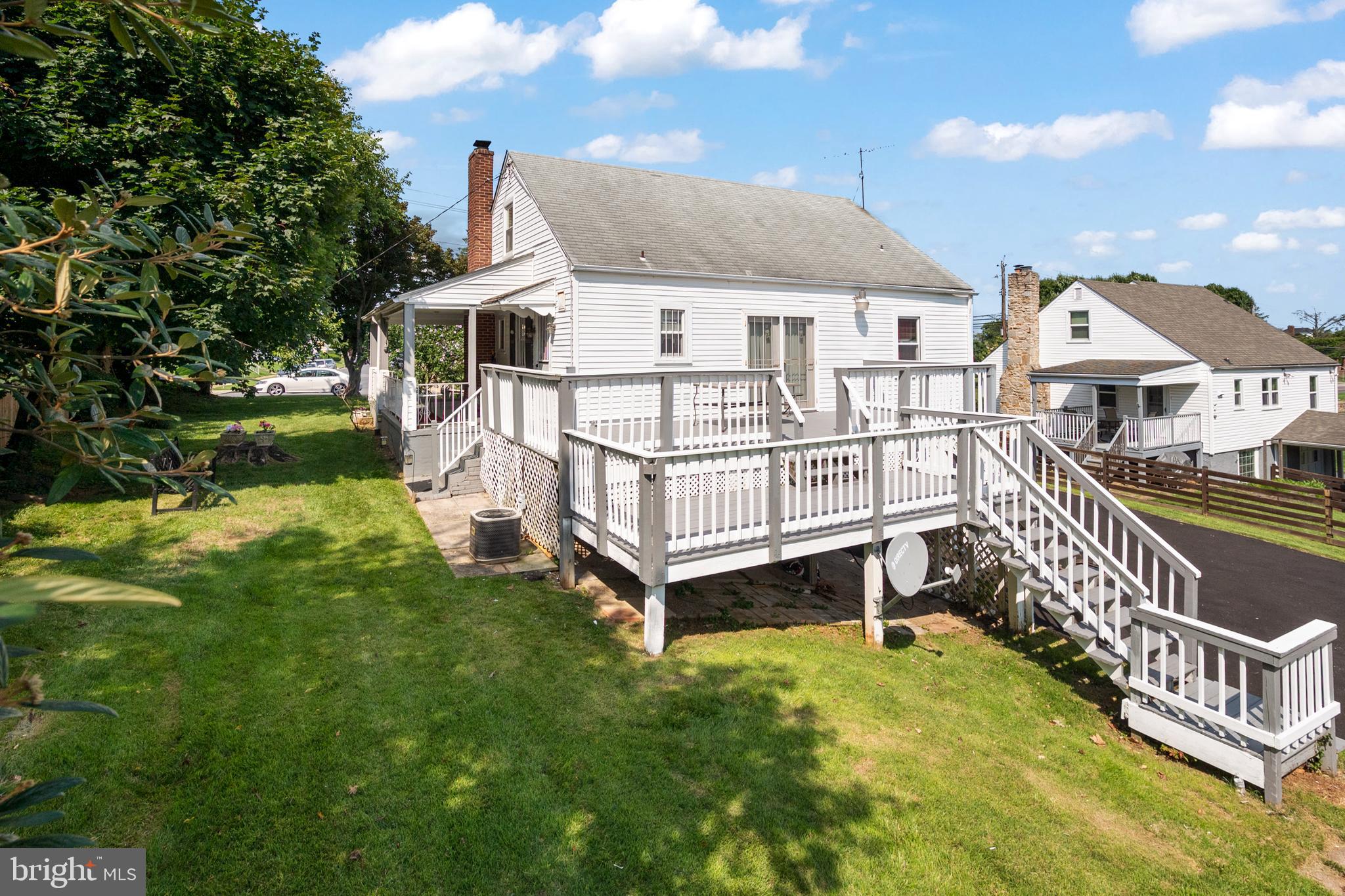 WINDSOR MILL - Residential