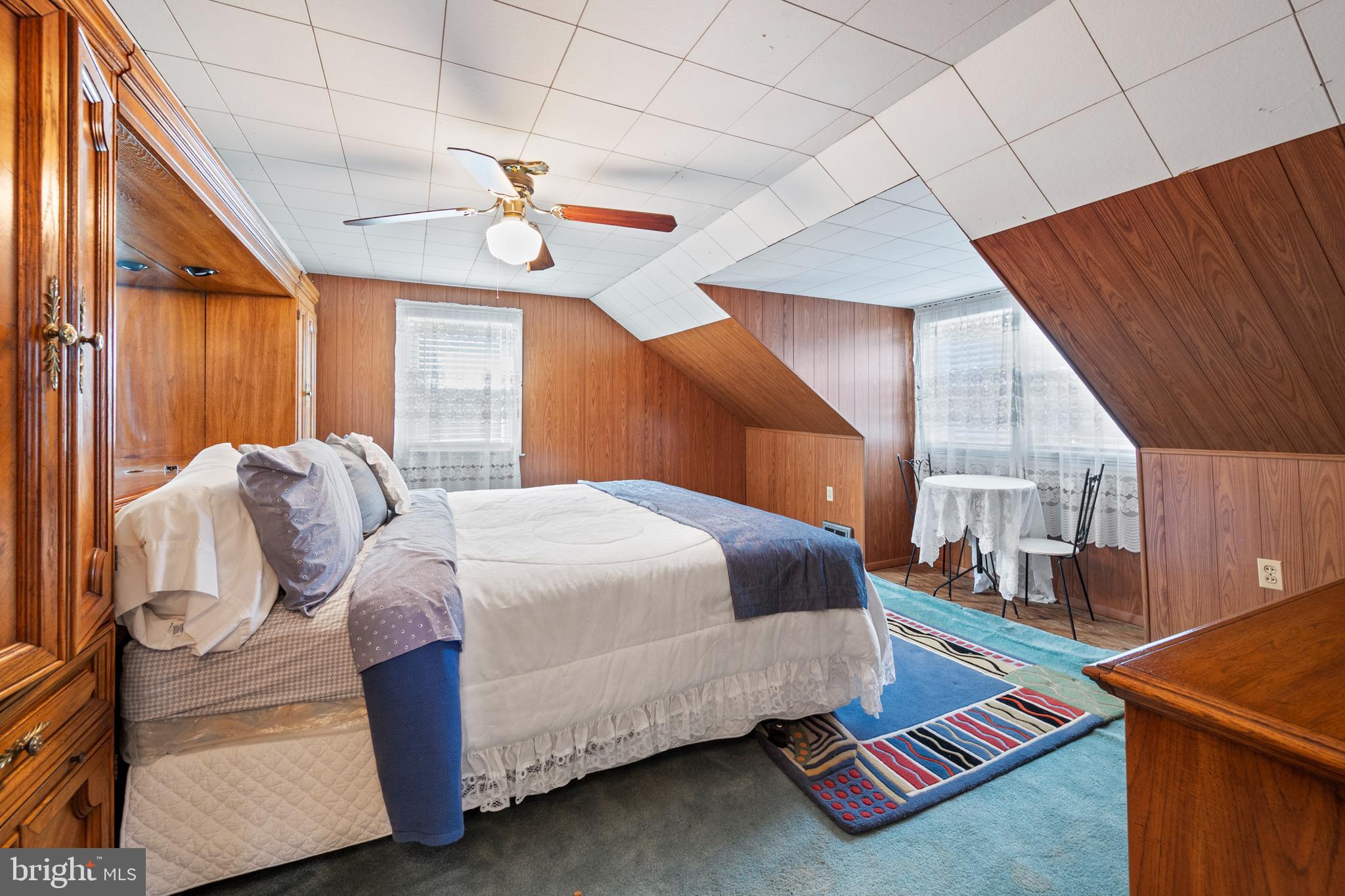 WINDSOR MILL - Residential