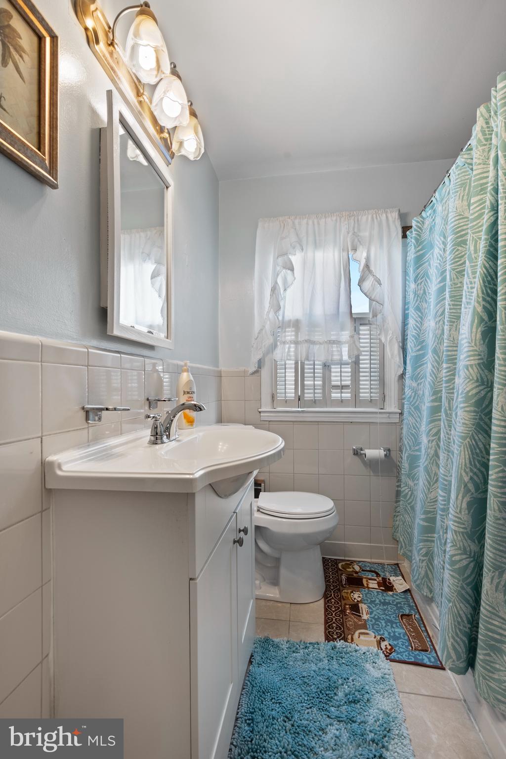 WINDSOR MILL - Residential