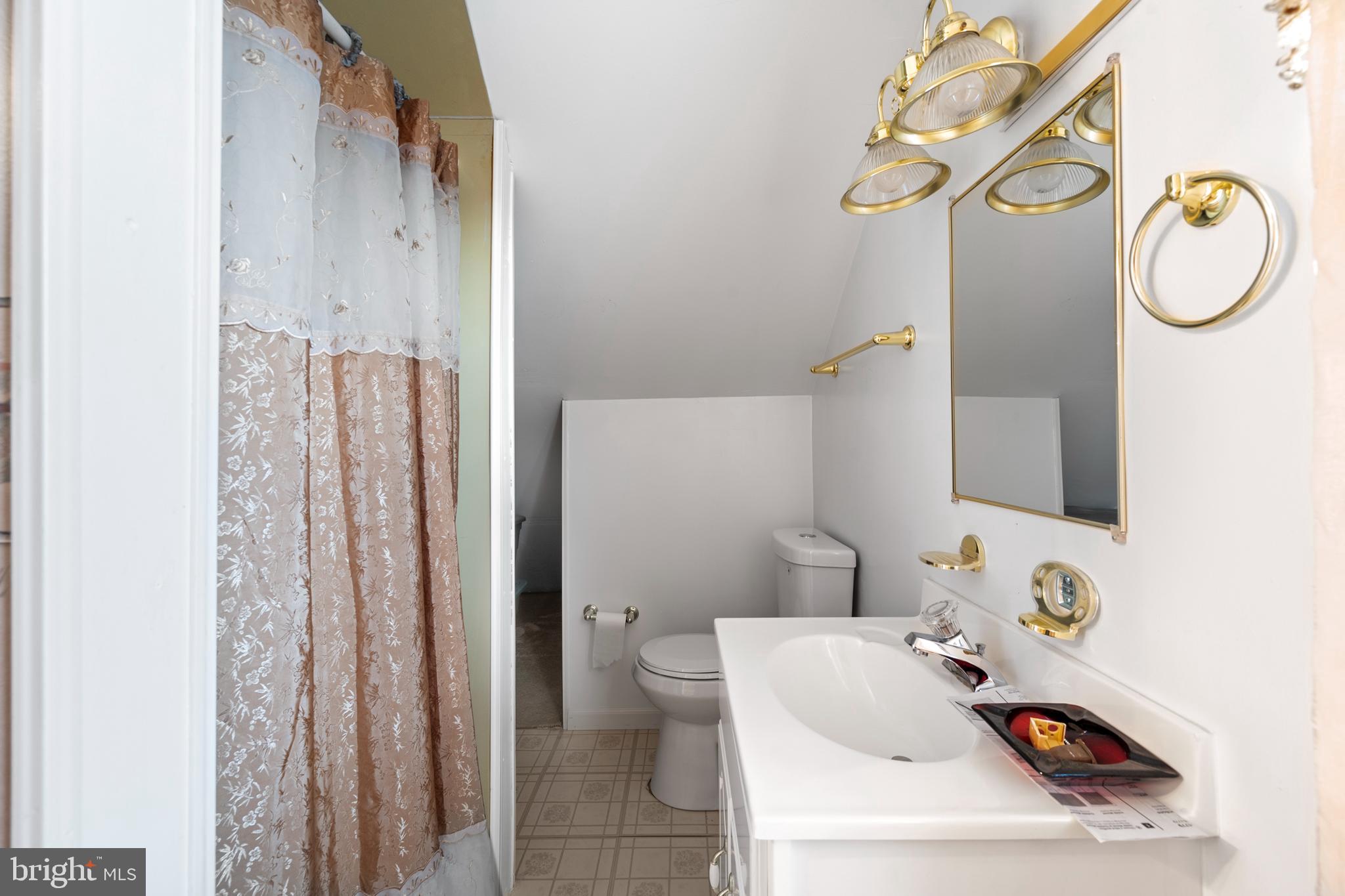 WINDSOR MILL - Residential