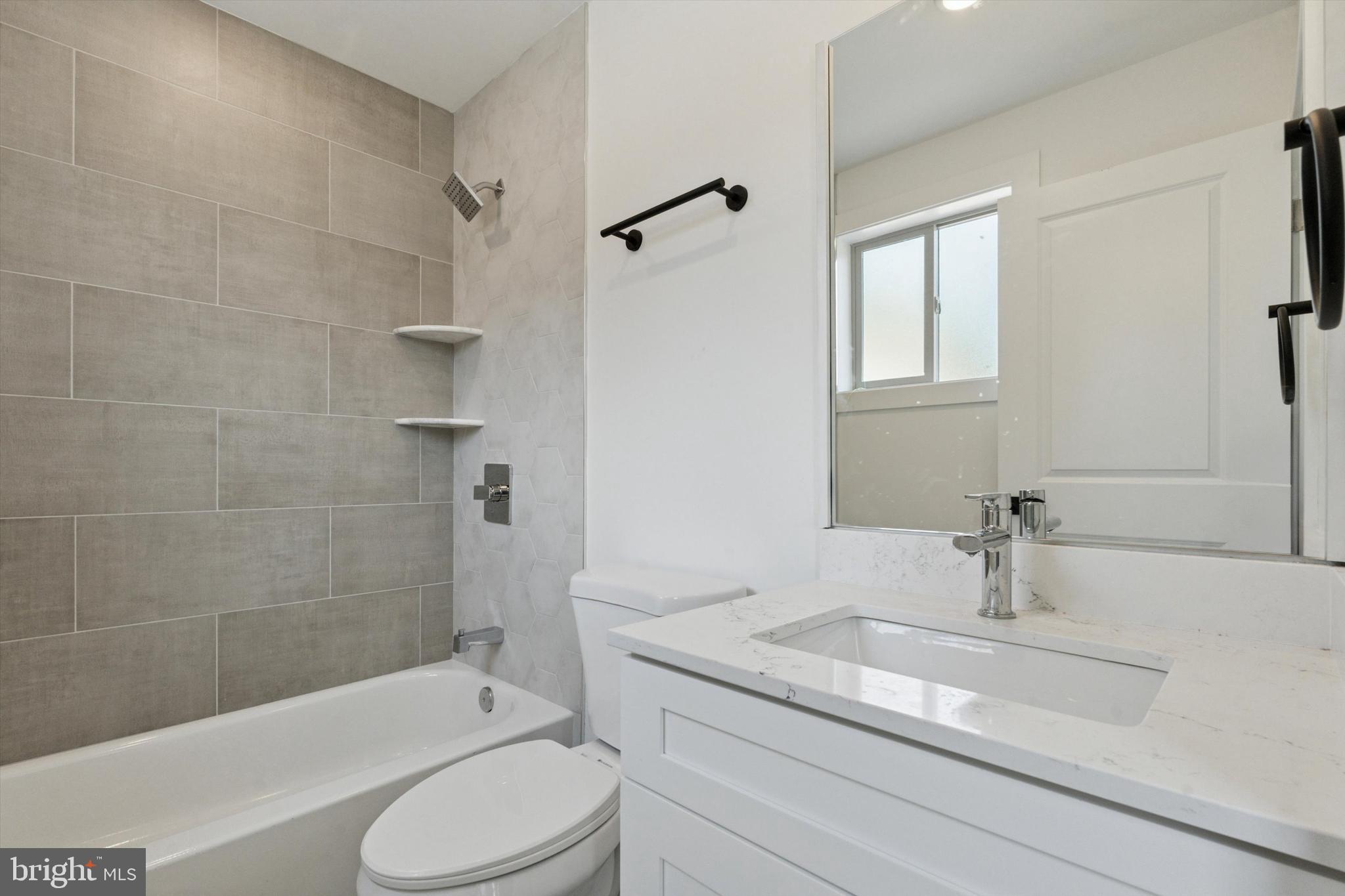 OLDE KENSINGTON - Residential Lease