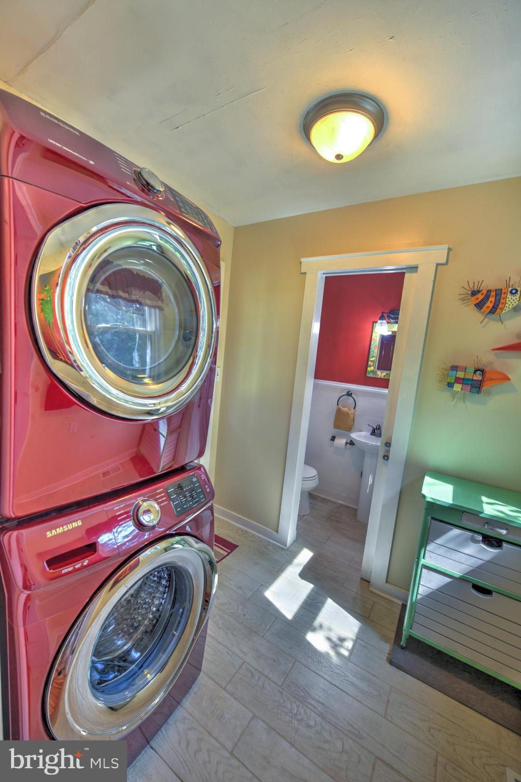 CENTREVILLE HEIGHTS - Residential