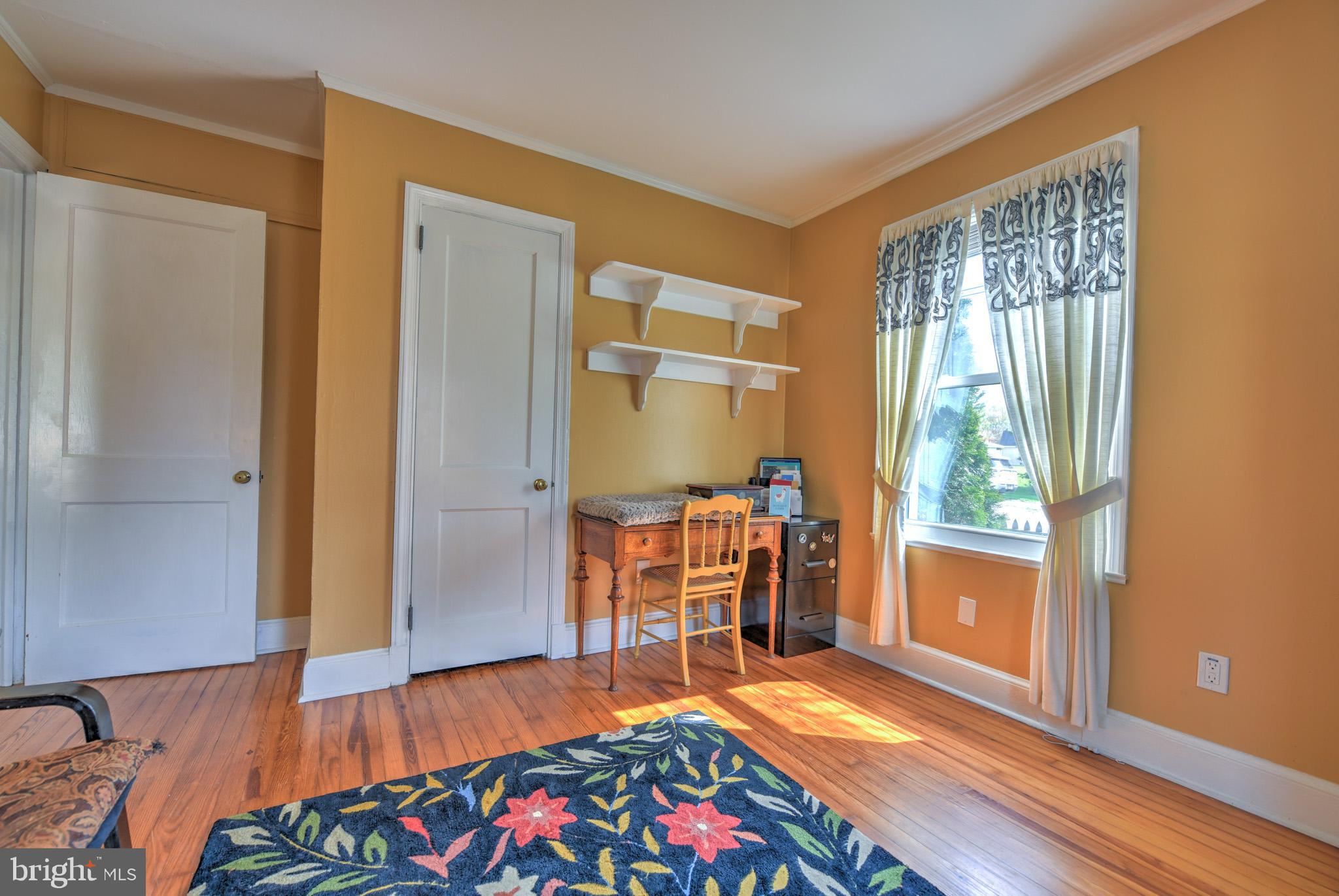 CENTREVILLE HEIGHTS - Residential