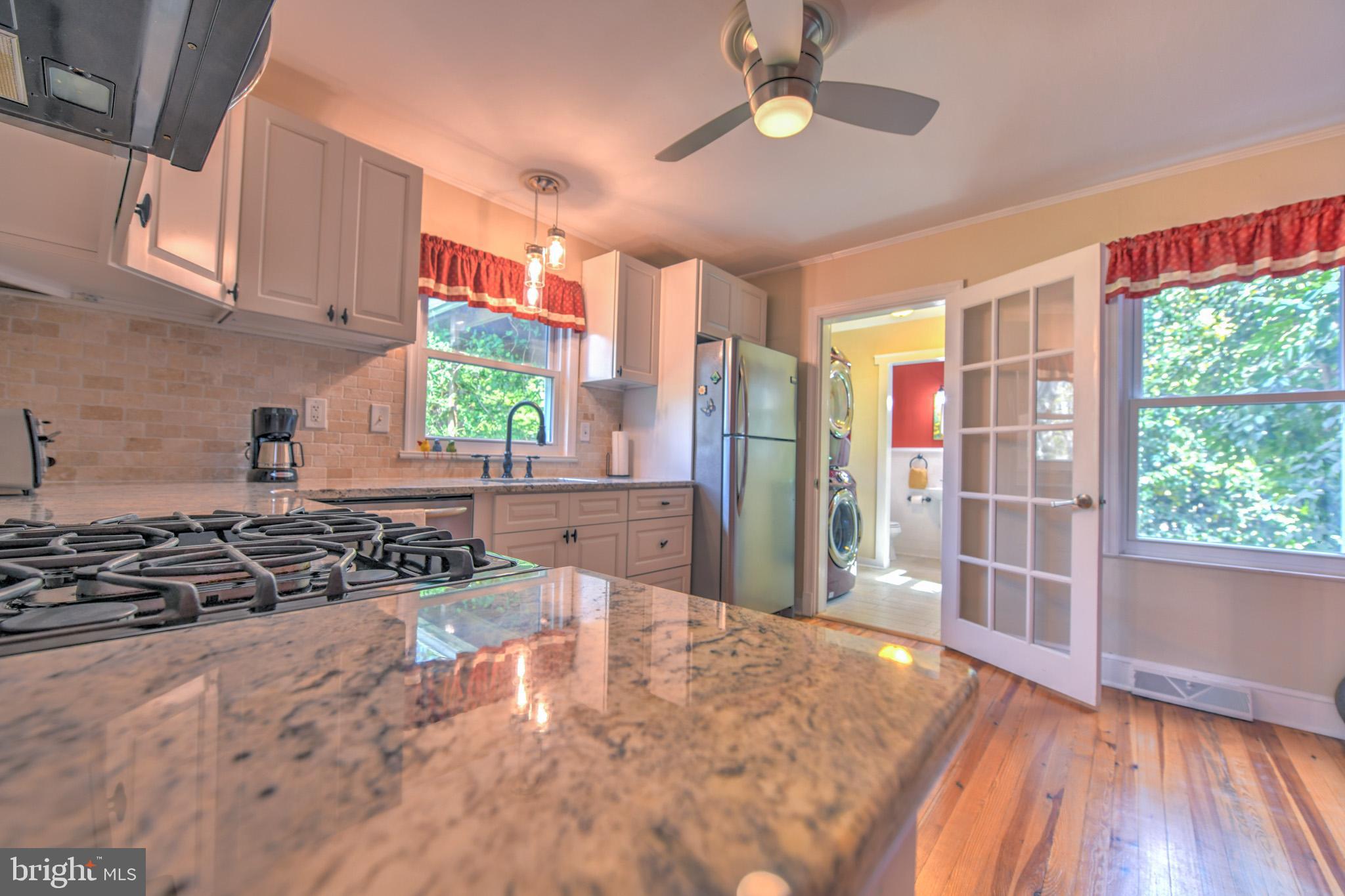 CENTREVILLE HEIGHTS - Residential