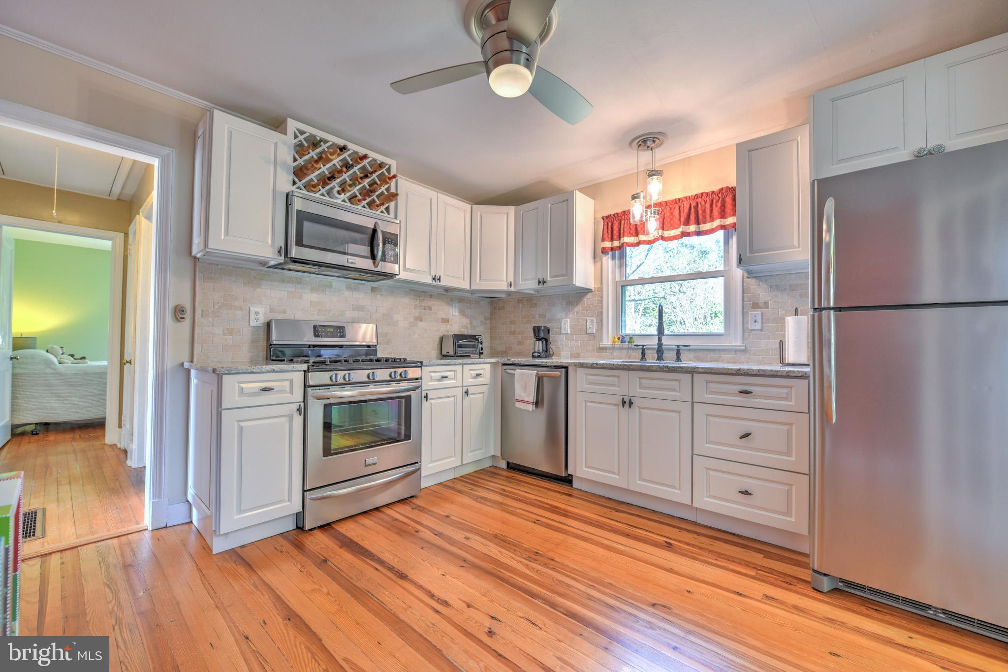 CENTREVILLE HEIGHTS - Residential