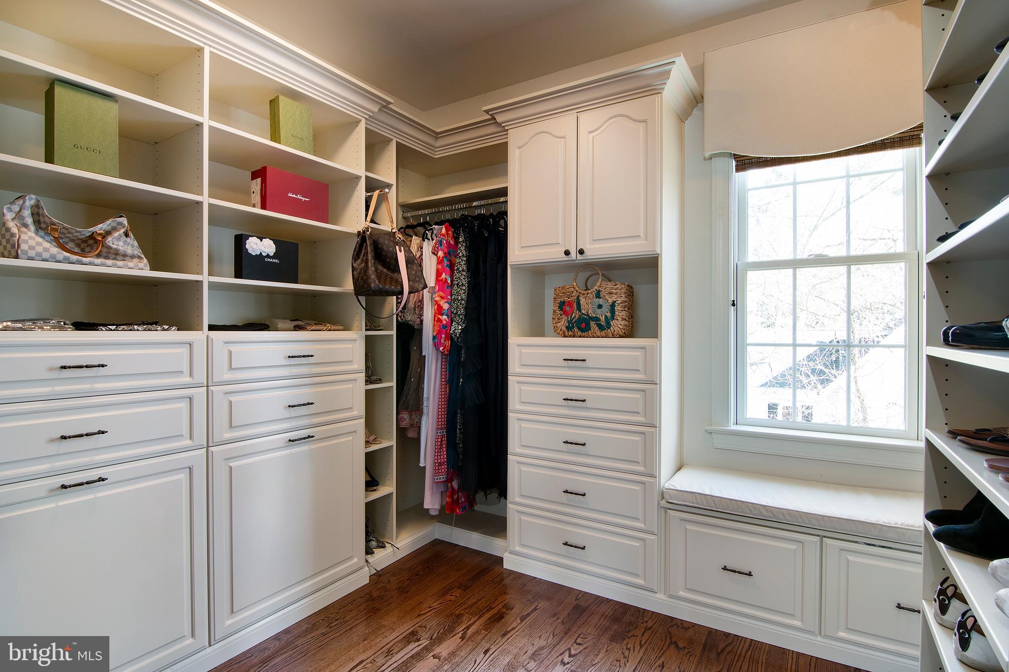 RADNOR WALK - Residential