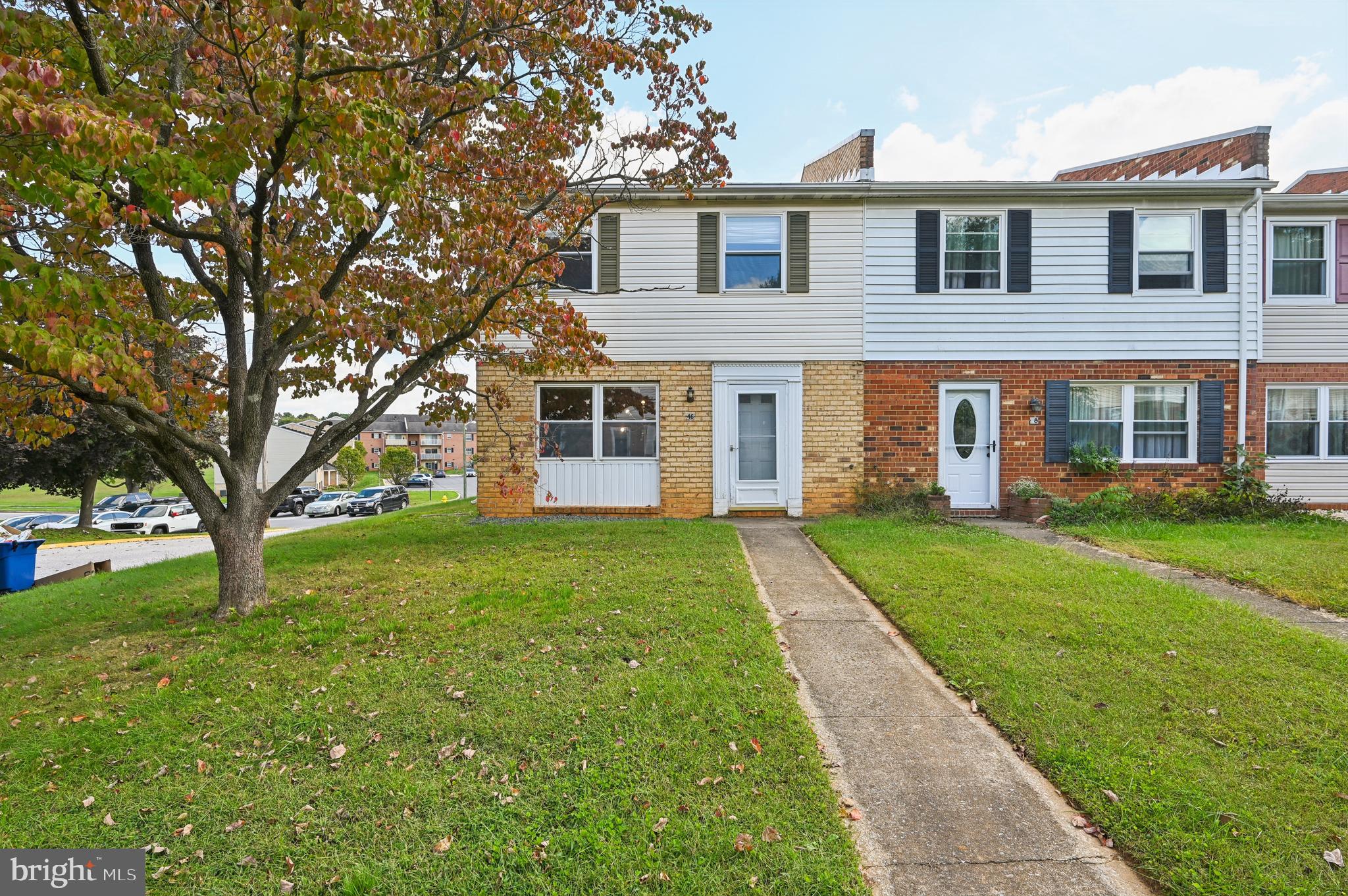 46 HILLSIDE COURT