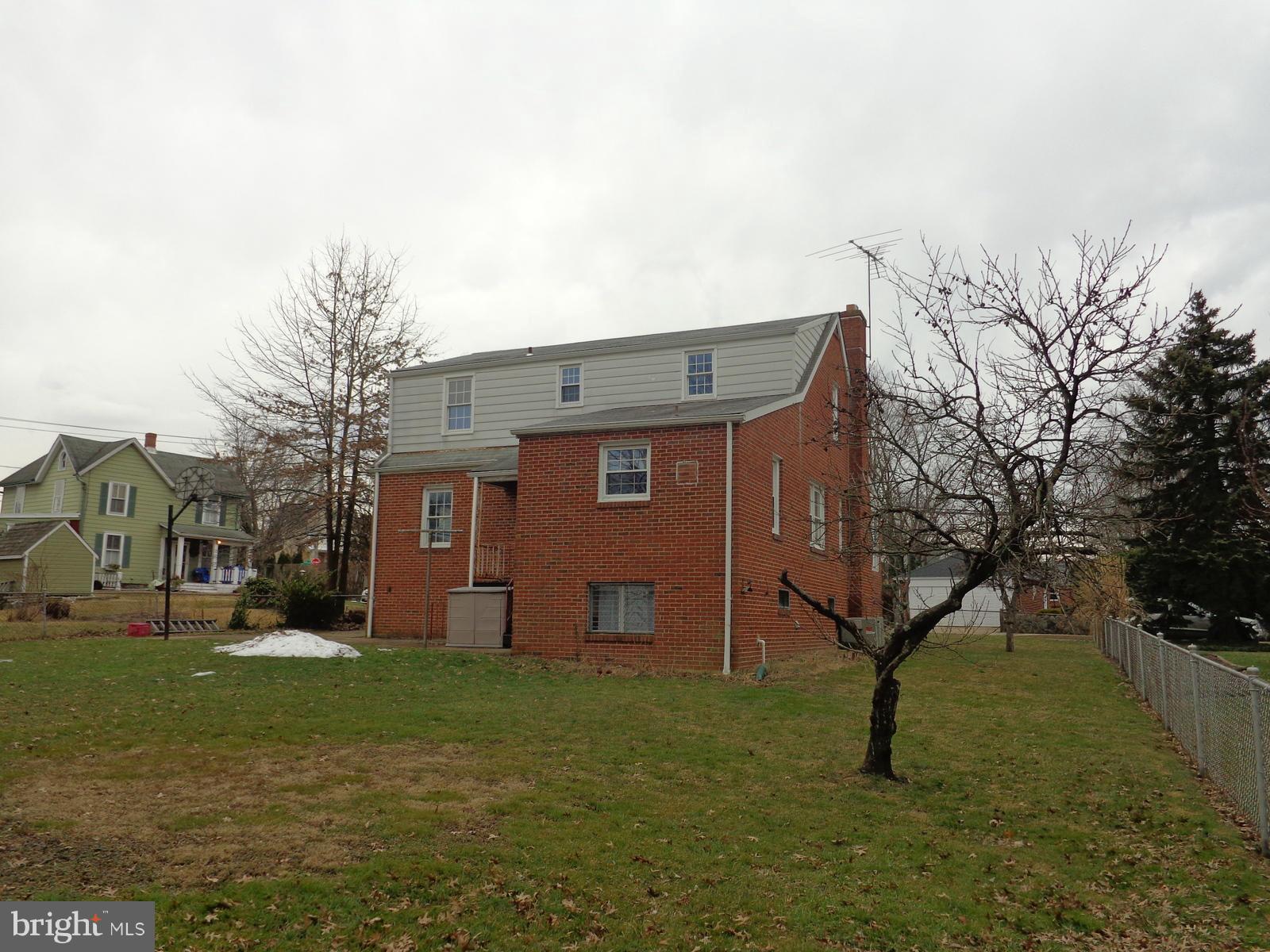 VILLA CRESTA - Residential