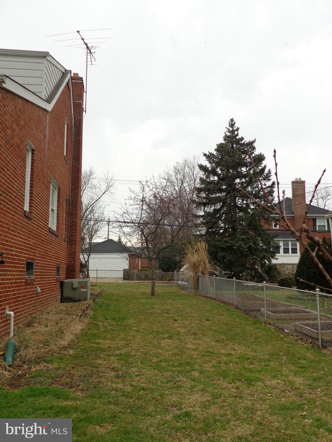 VILLA CRESTA - Residential