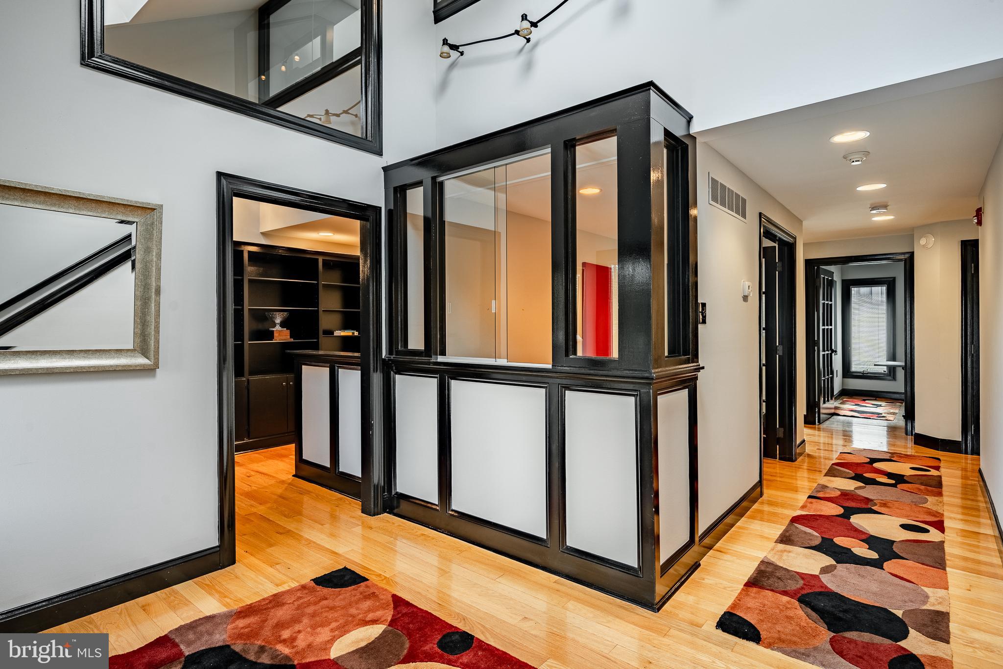 VALLEY FORGE COMMONS - Commercial Sale