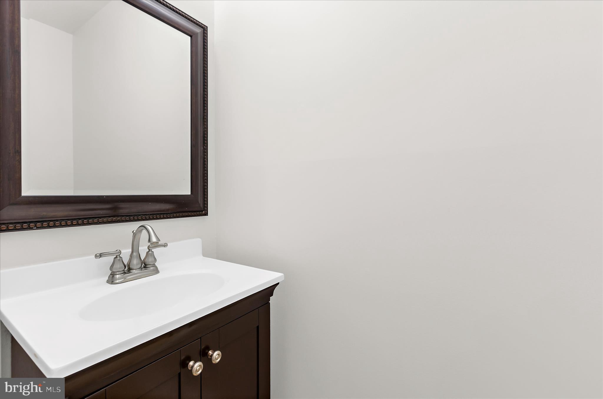 ULMSTEAD GARDENS - Residential