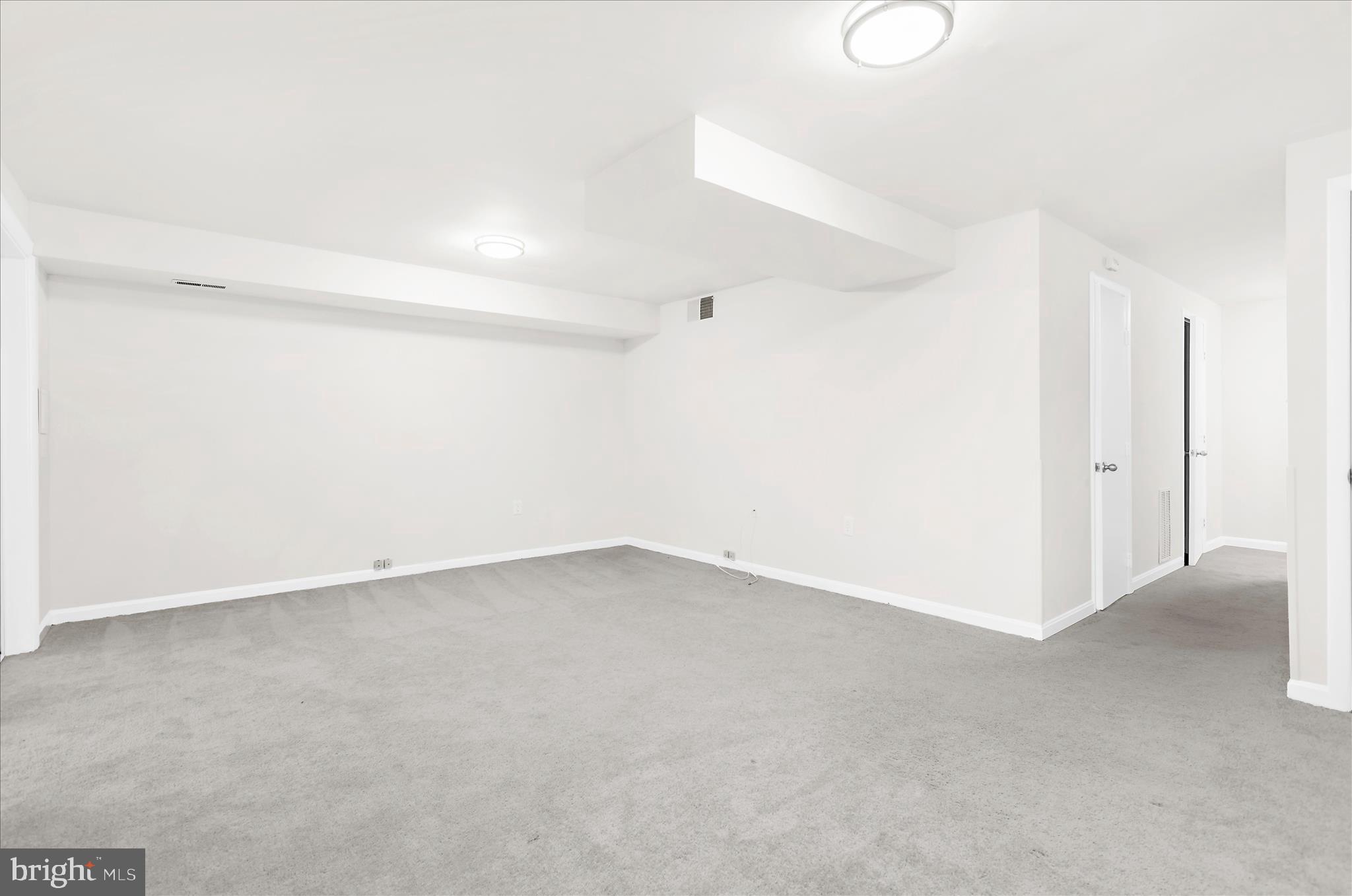 ULMSTEAD GARDENS - Residential